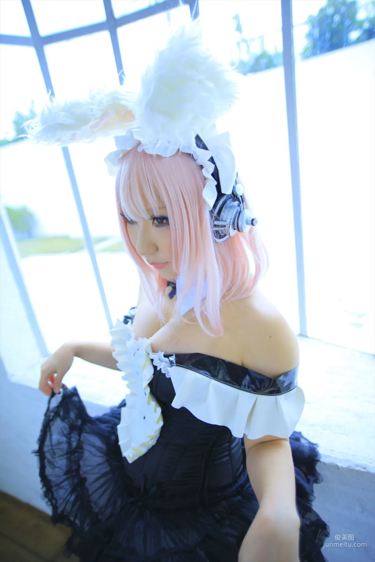 サク (Saku) 《Sonicomi》Super Sonico [Shooting Star's] 写真集58