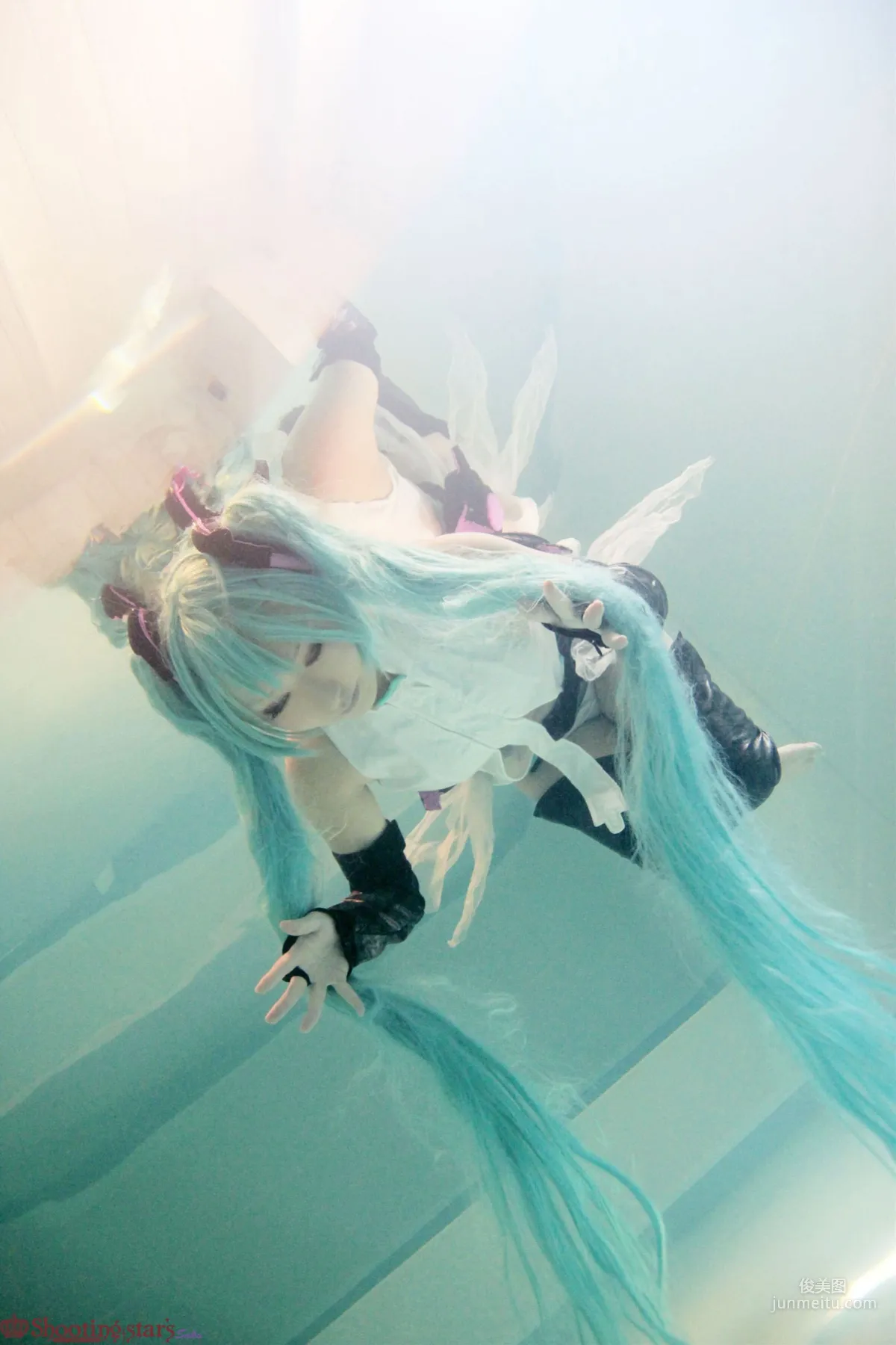 绫香 (サク) 《VOCALOID》初音ミク+鏡音リン [Shooting Star's] 写真集51