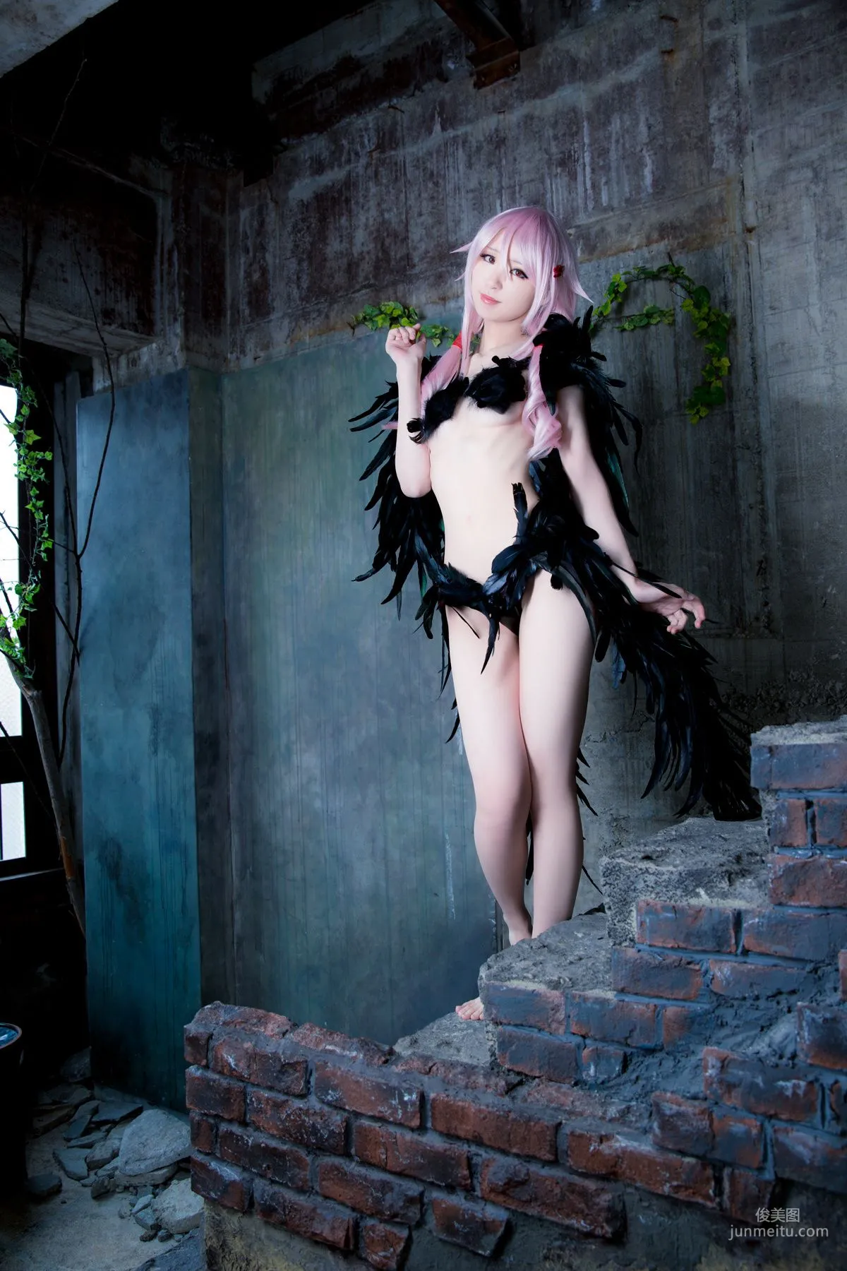 Mike(ミケ) 《Guilty Crown》Yuzuriha Inori(楪いのり) [Mikehouse] 写真集43