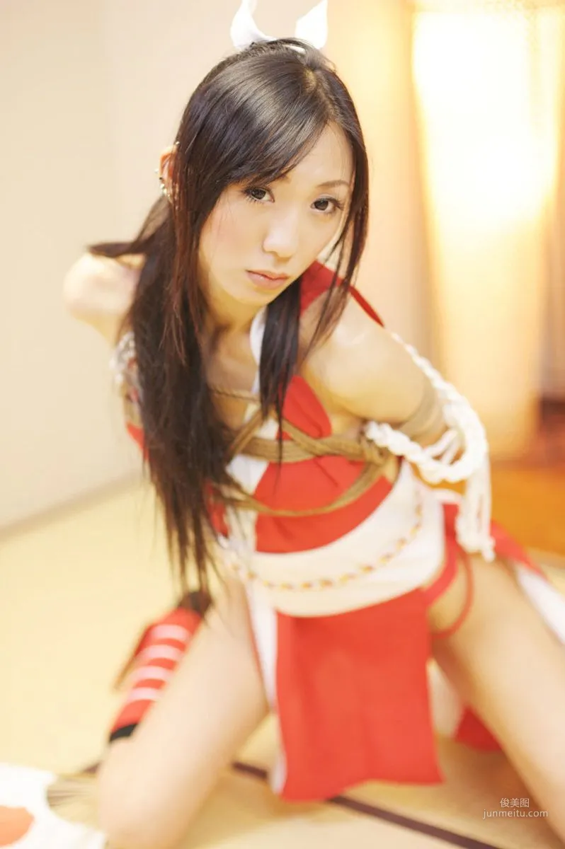 華群みさき 《KING OF FIGHTERS》MAI SHIRANUI 写真集23