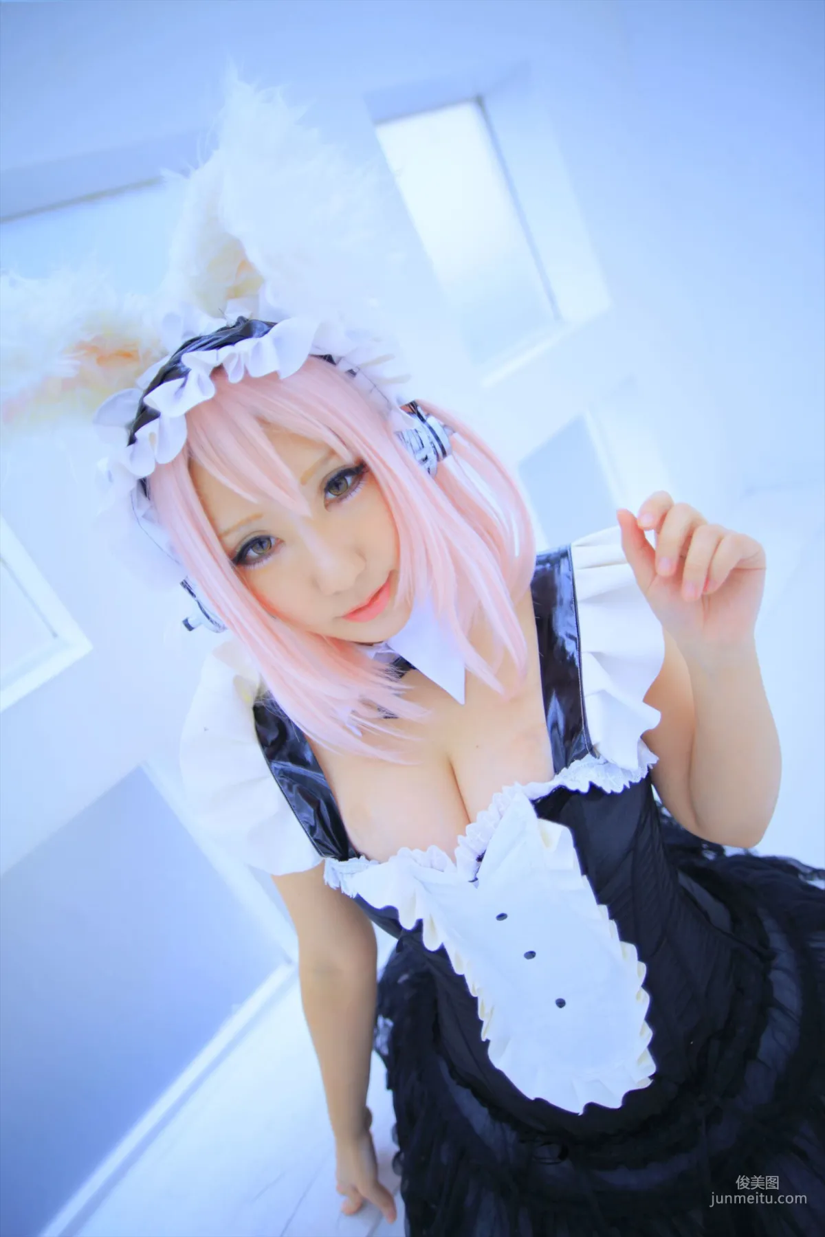 サク (Saku) 《Sonicomi》Super Sonico [Shooting Star's] 写真集70