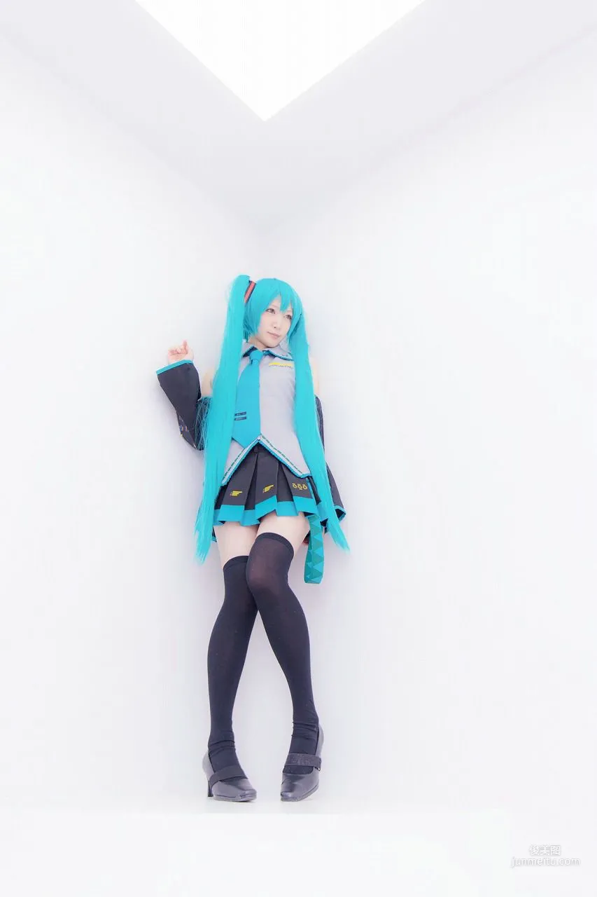 LeChat(るしゃ) 《VOCALOID》 [踊るねこ人間] 写真集5