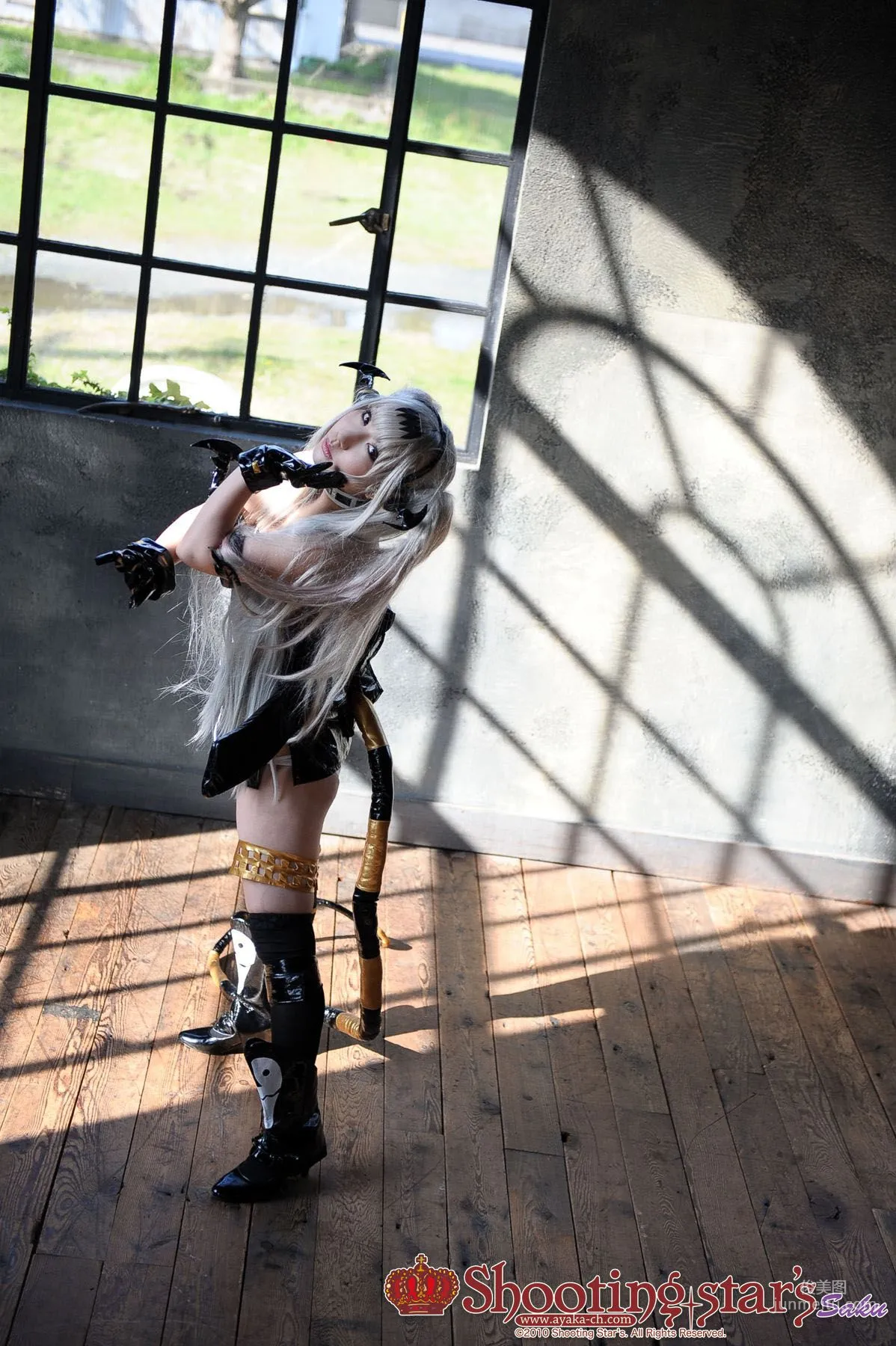 サク (绫香) 《Queen's Blade》Alice(アリス) [Shooting Star's] 写真集99