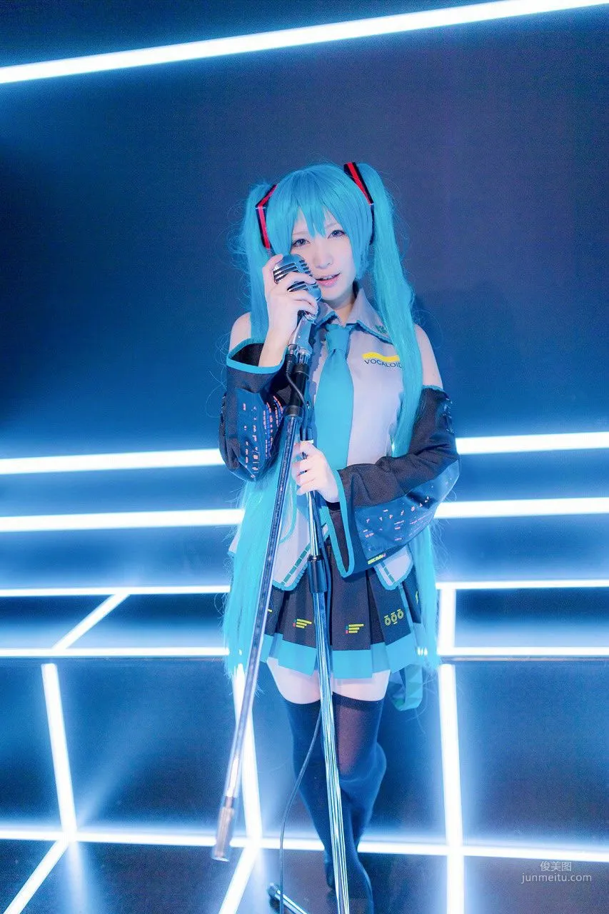 LeChat(るしゃ) 《VOCALOID》 [踊るねこ人間] 写真集38