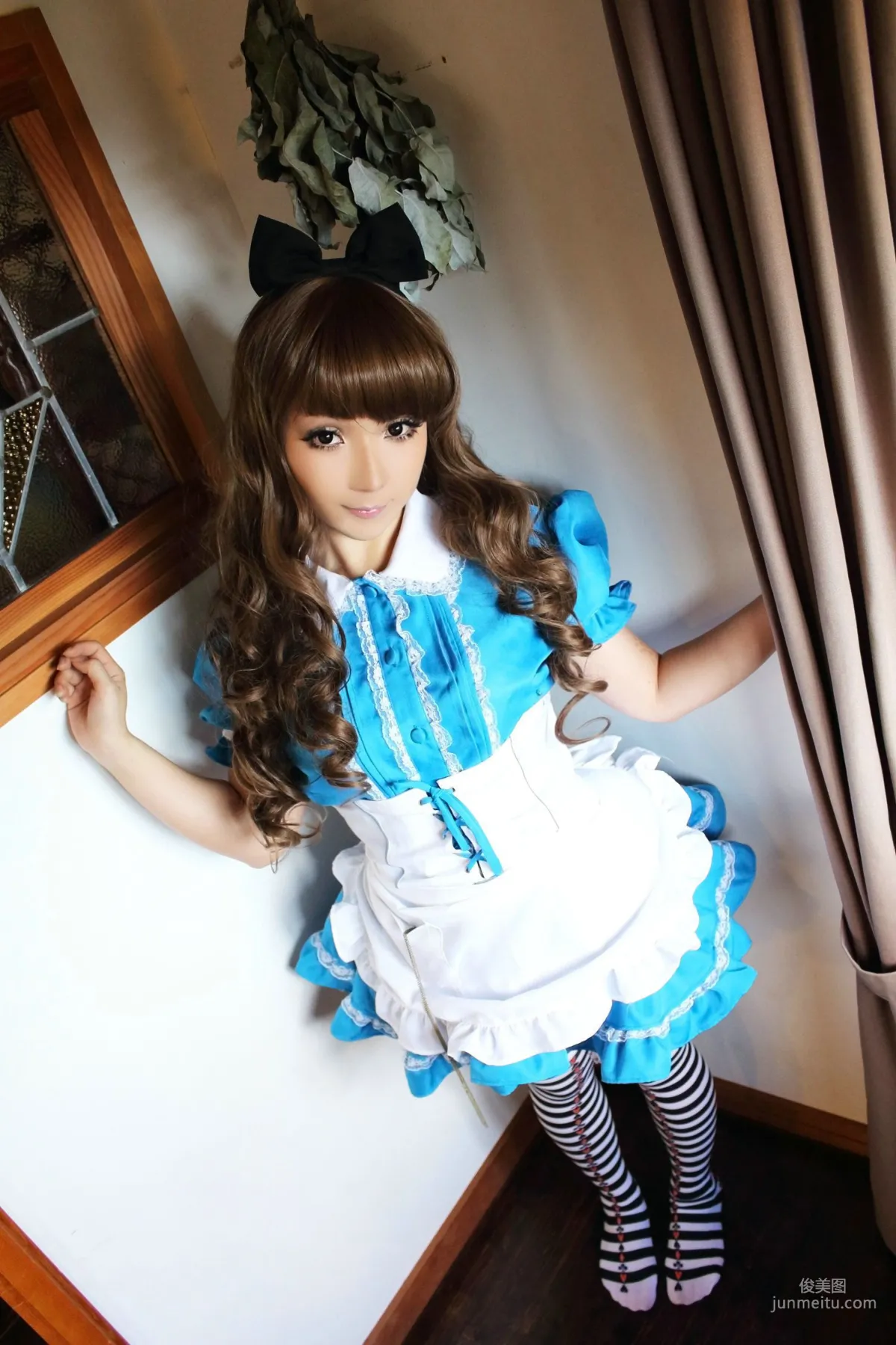 日暮らん 《Alice's Adventures in Wonderland》 Lite.Ver. [HBS] 写真集17