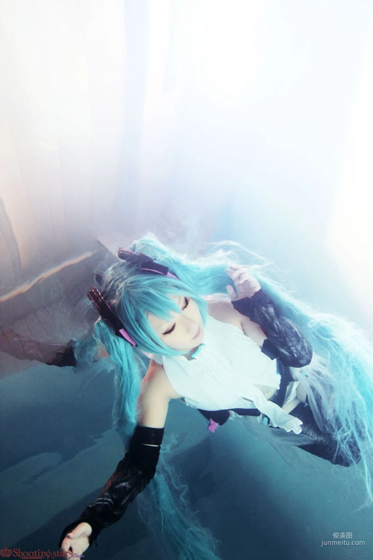 绫香 (サク) 《VOCALOID》初音ミク+鏡音リン [Shooting Star's] 写真集12