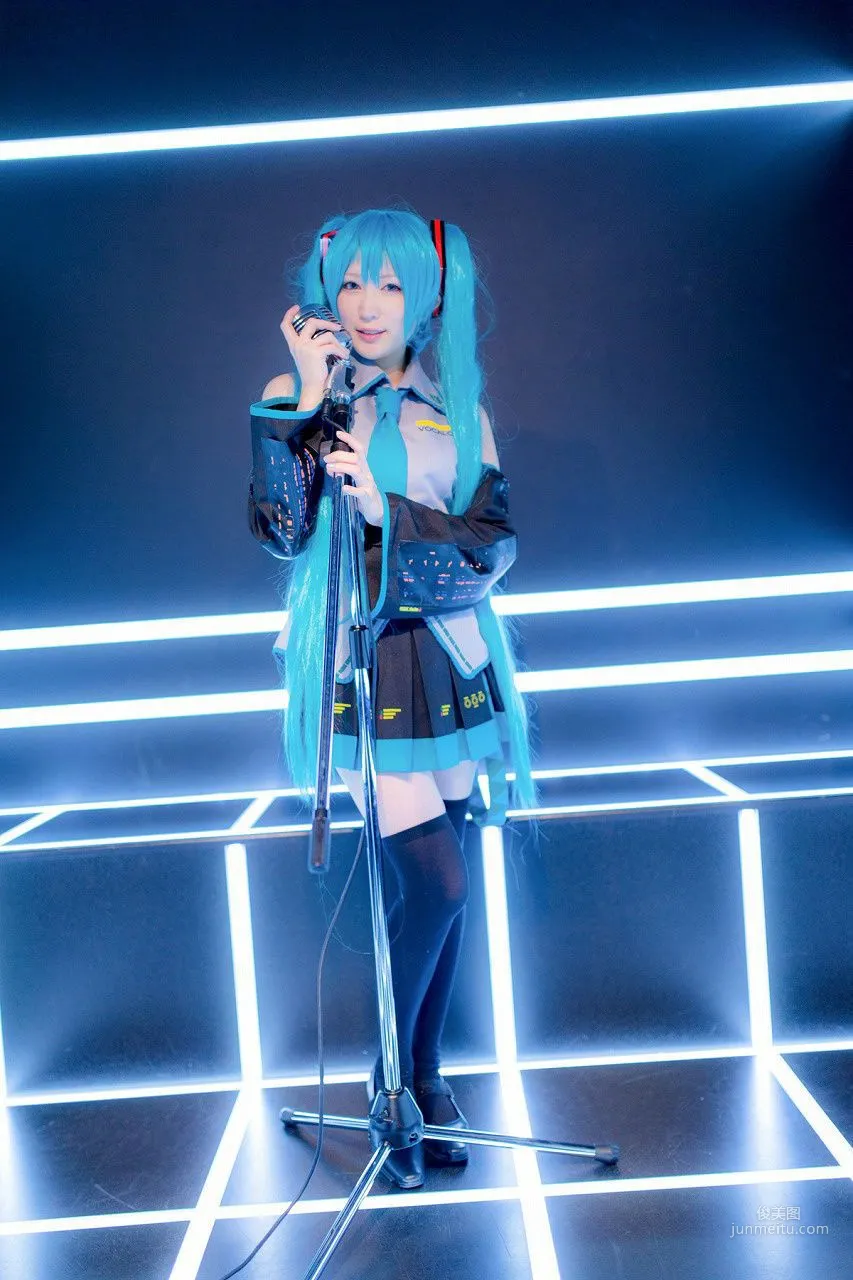 LeChat(るしゃ) 《VOCALOID》 [踊るねこ人間] 写真集39