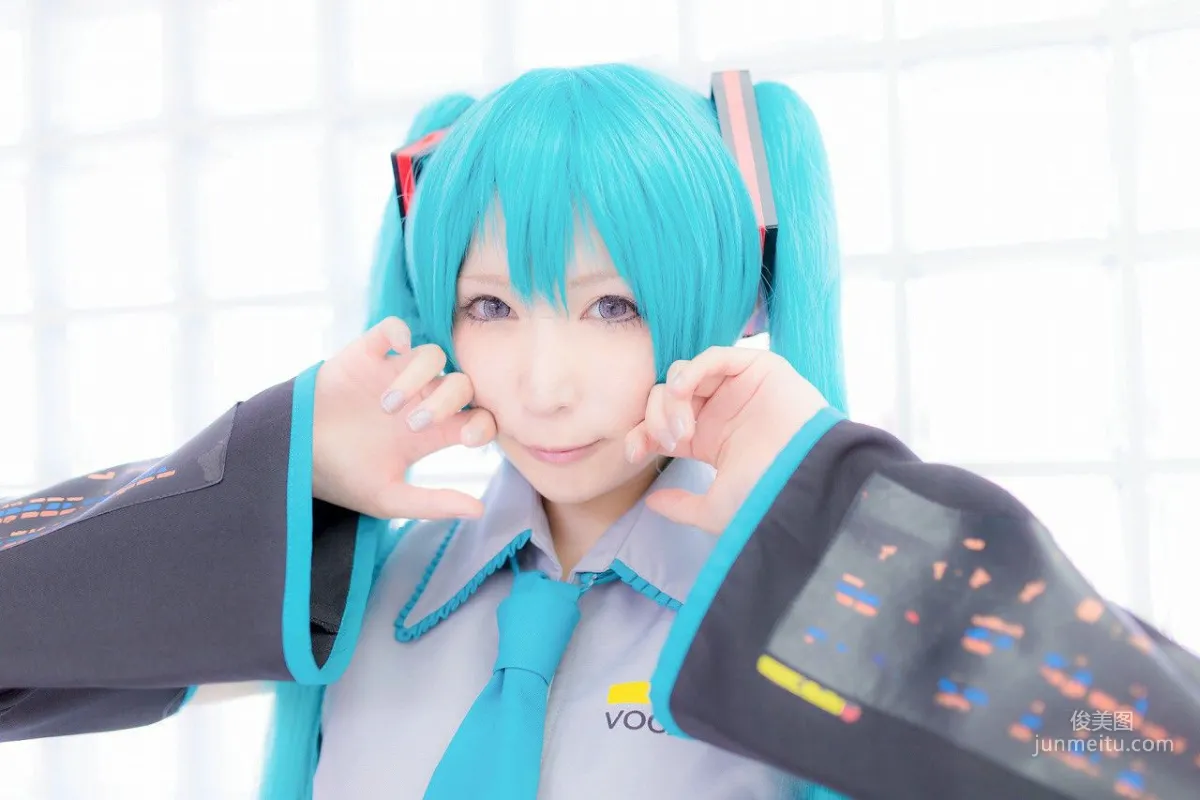 LeChat(るしゃ) 《VOCALOID》 [踊るねこ人間] 写真集34