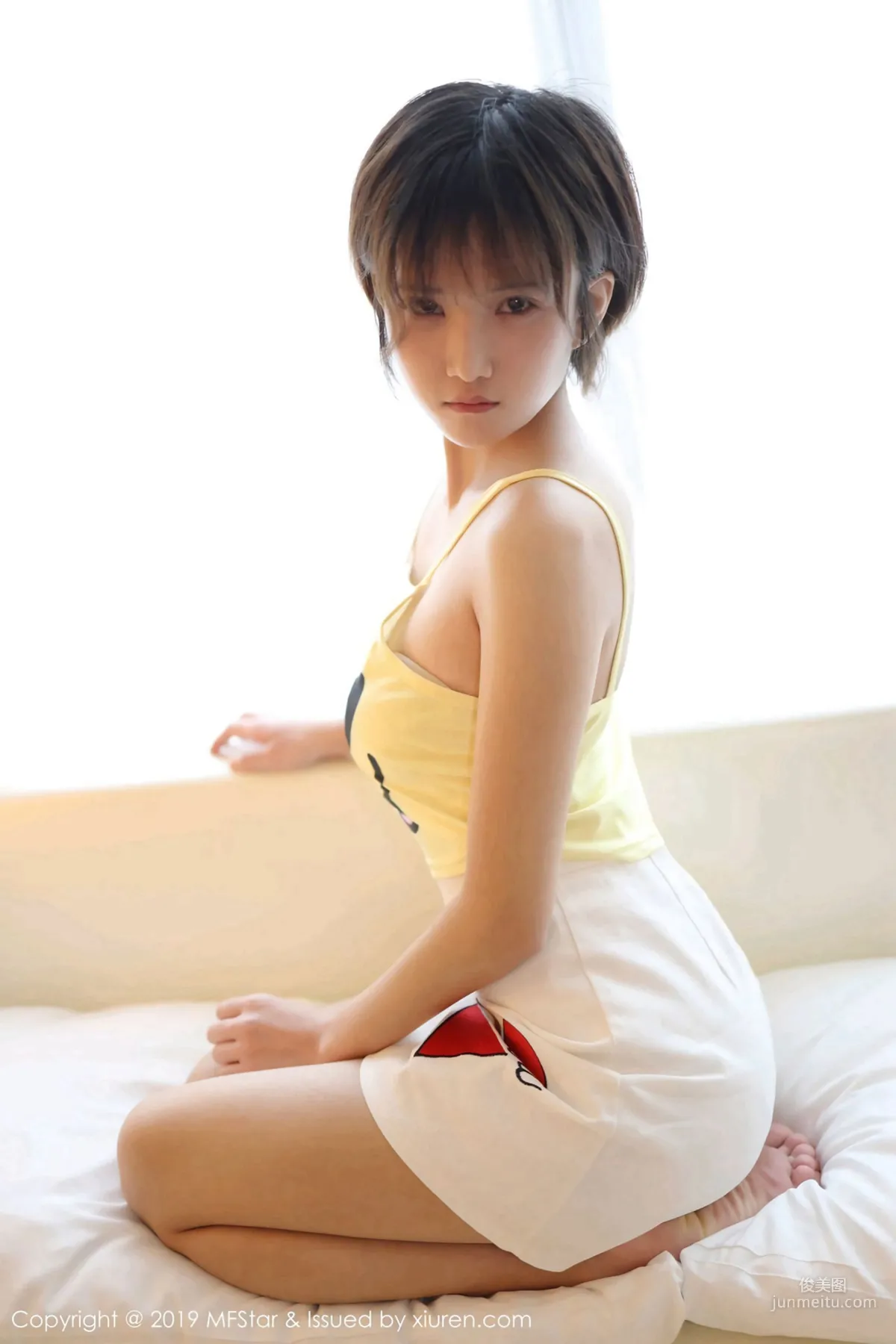 小姿2002《性感吊带丝袜清纯可人》 [模范学院MFStar] Vol.178 写真集20