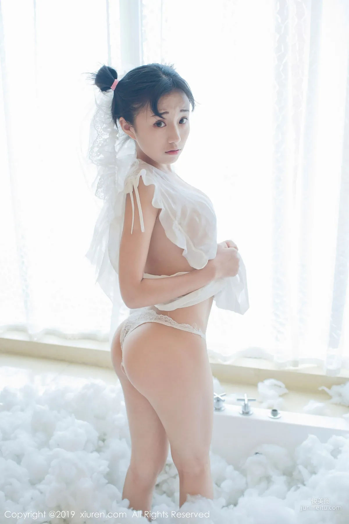 仓井优香《蕾丝小新娘+日系蓝色体操服》 [秀人XIUREN] No.1313 写真集20