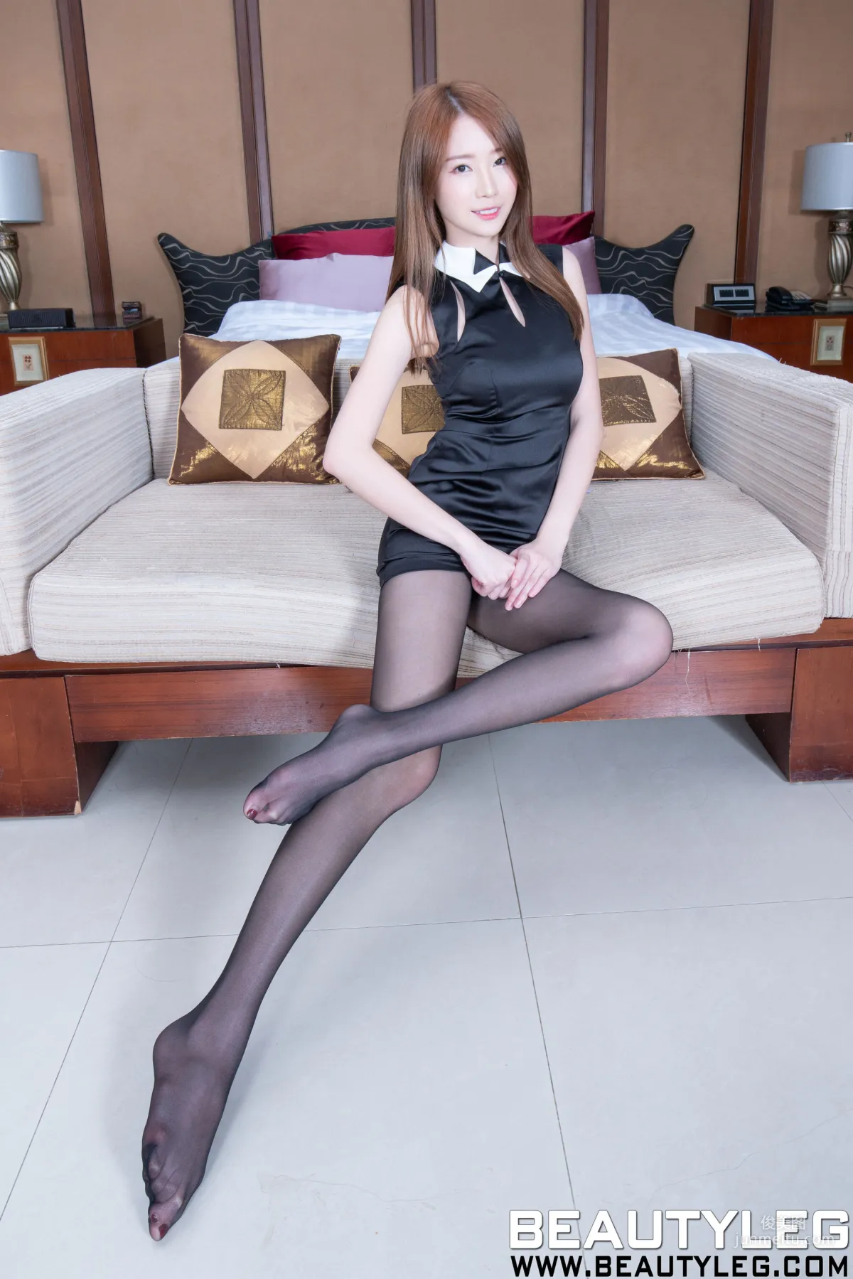 Lia杨思原《长腿制服》[Beautyleg] No.1755 写真集43