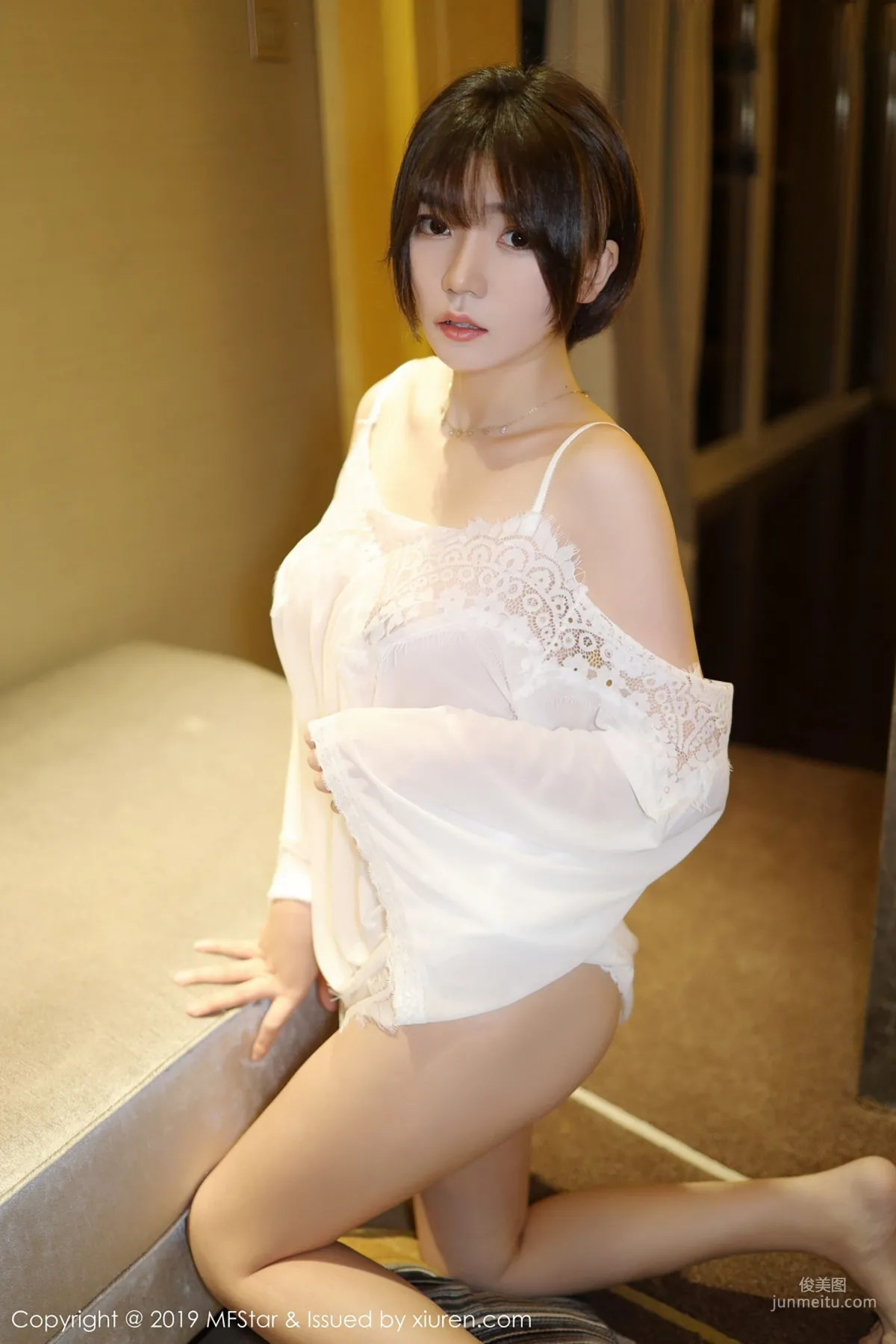 blueblue77/冷不丁《浑然天成的柔婉细腻美女》 [模范学院MFStar] Vol.183 写真集4