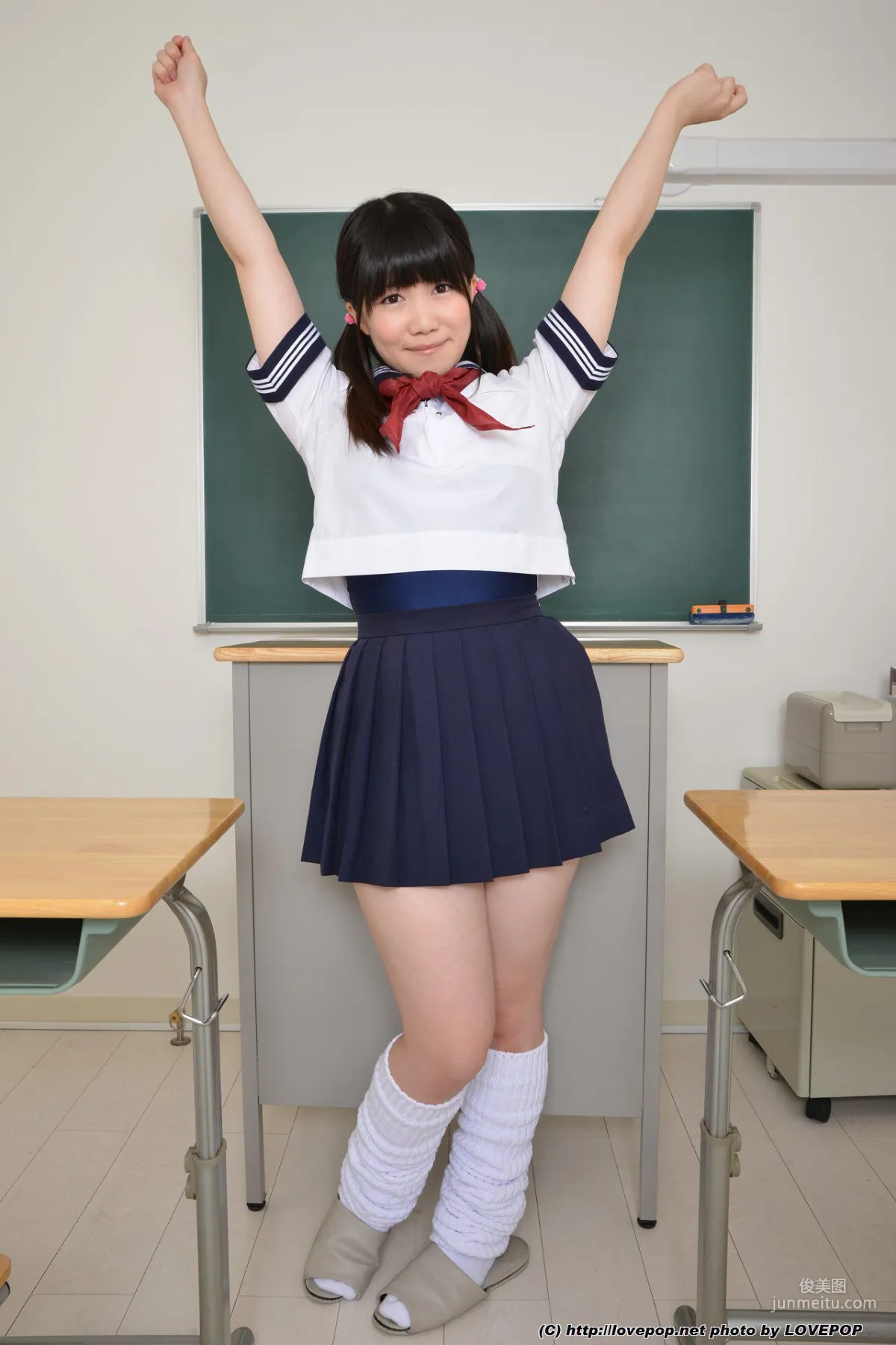 Momo Watanabe 渡辺もも Photoset 04 [LOVEPOP] 写真集15