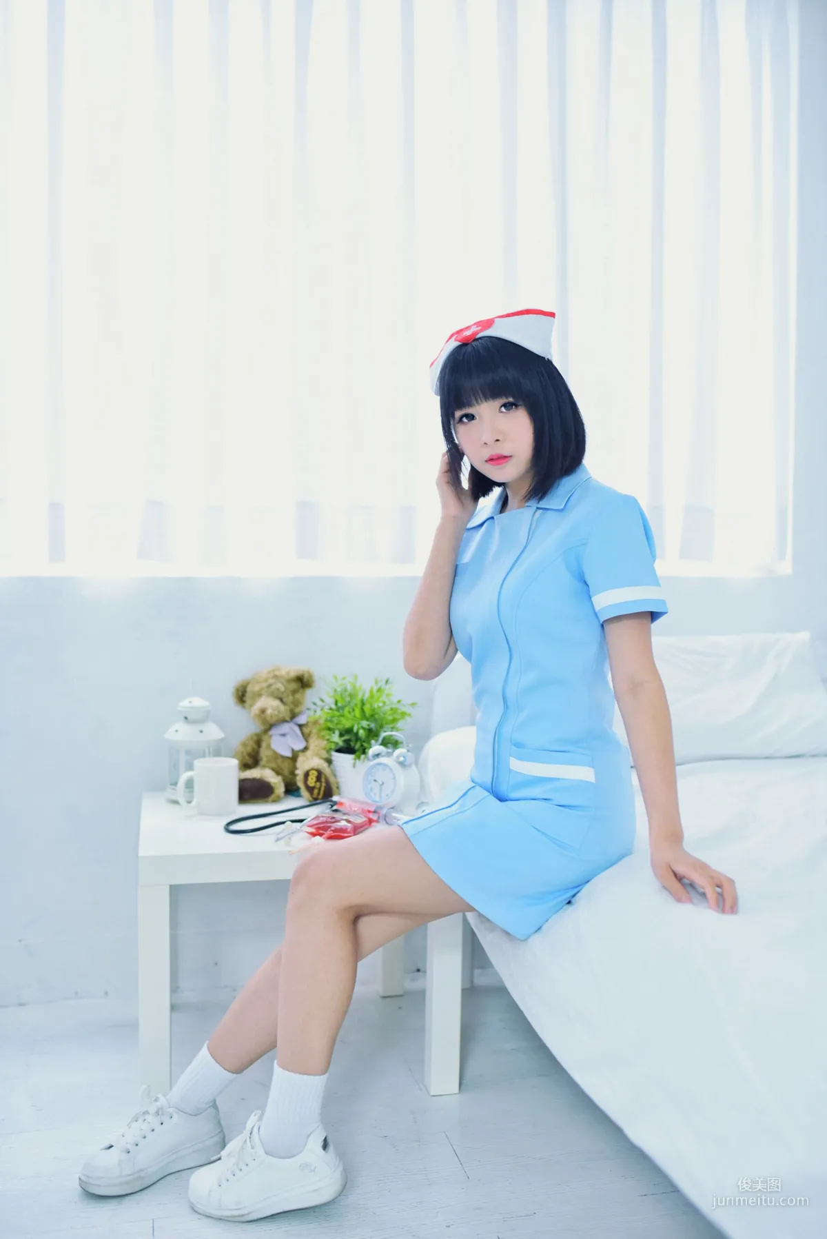 海琳《护士与女仆》 [台湾正妹] 写真集36
