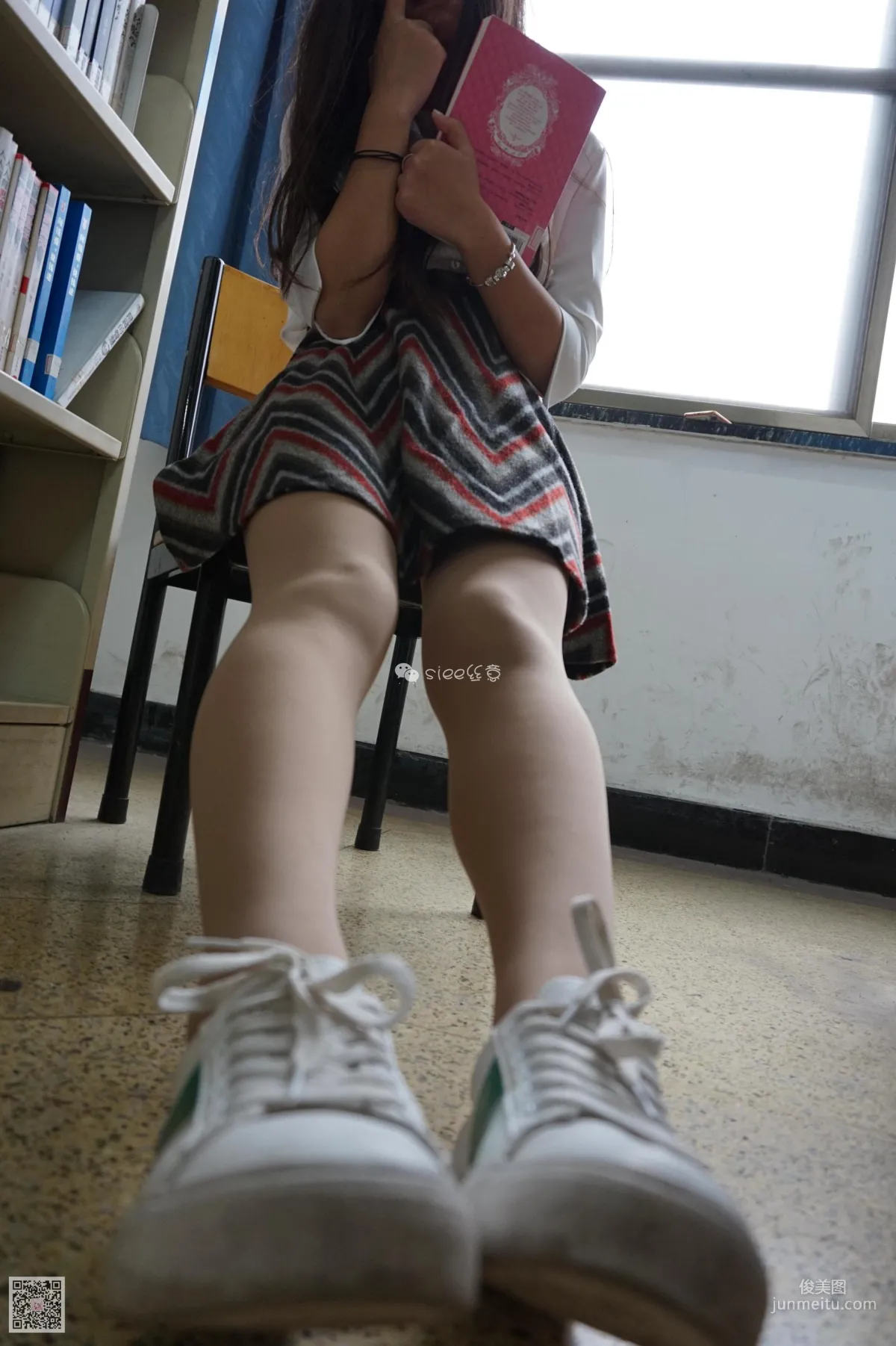 [丝意SIEE] No.005 鱼鱼 《图书馆》 写真集28