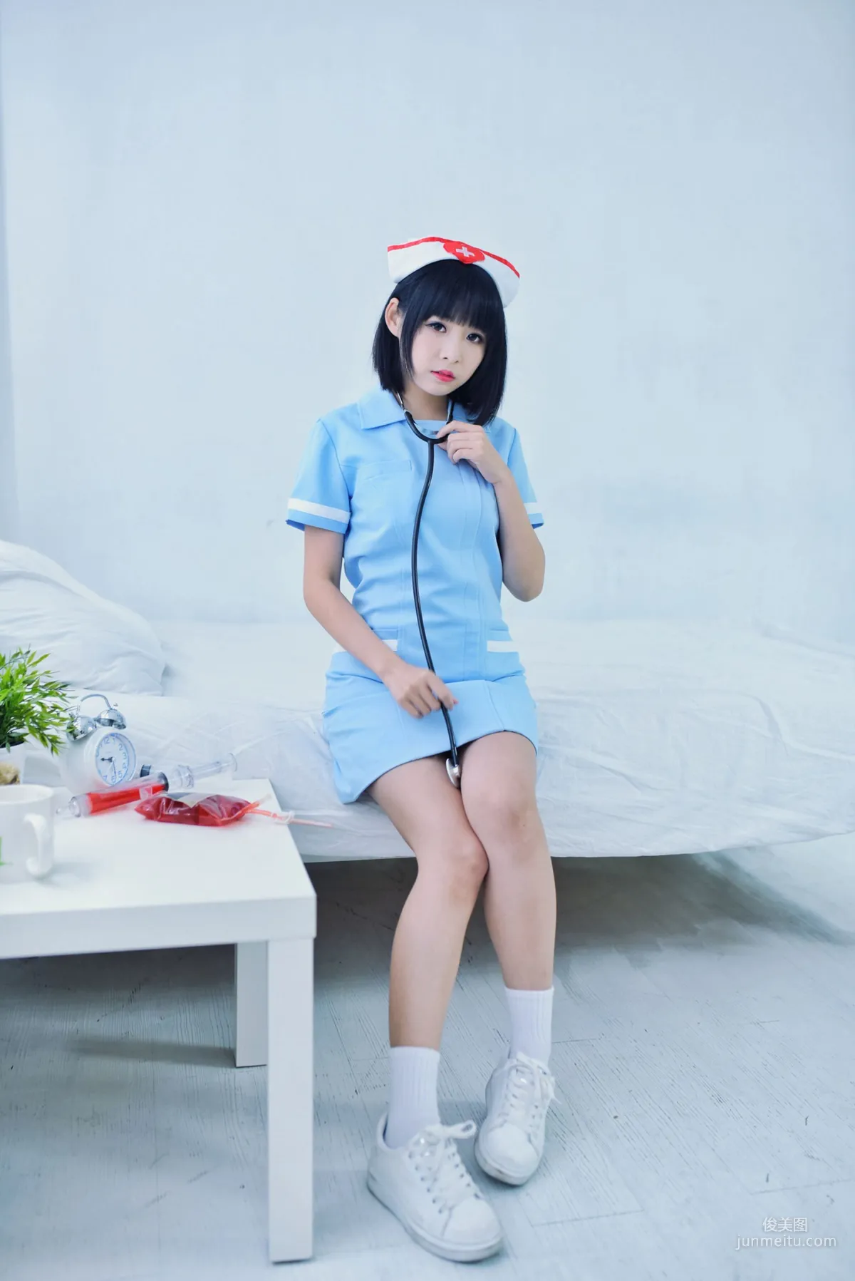海琳《护士与女仆》 [台湾正妹] 写真集1