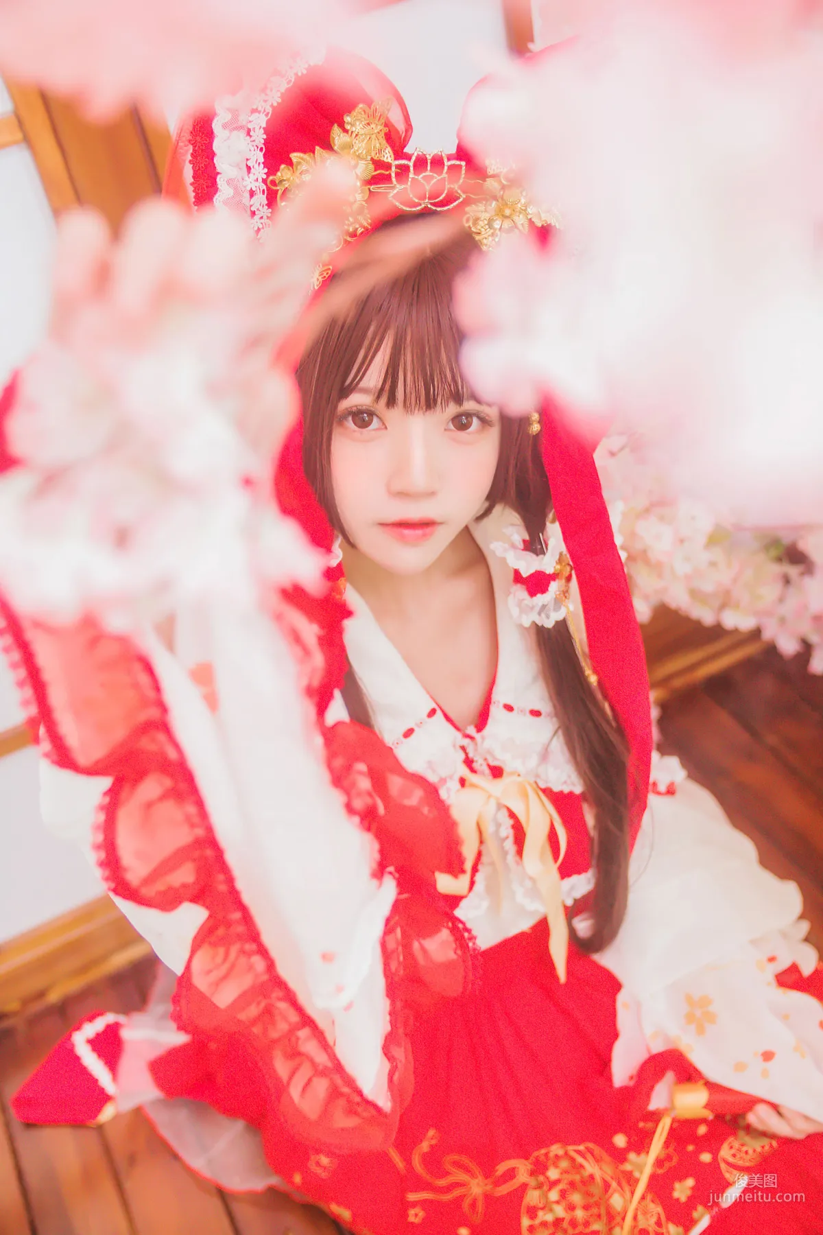 桜桃喵《灵梦 新年快乐》 [萝莉COS] 写真集31