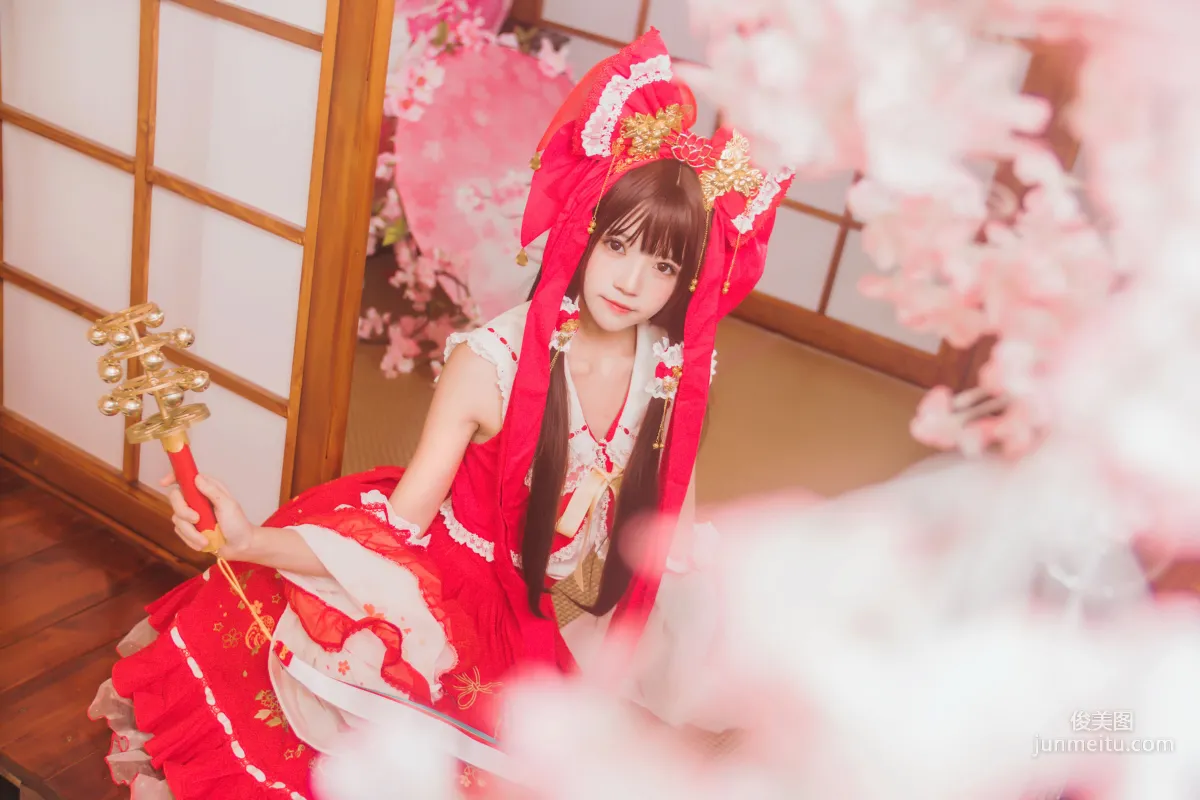 桜桃喵《灵梦 新年快乐》 [萝莉COS] 写真集22