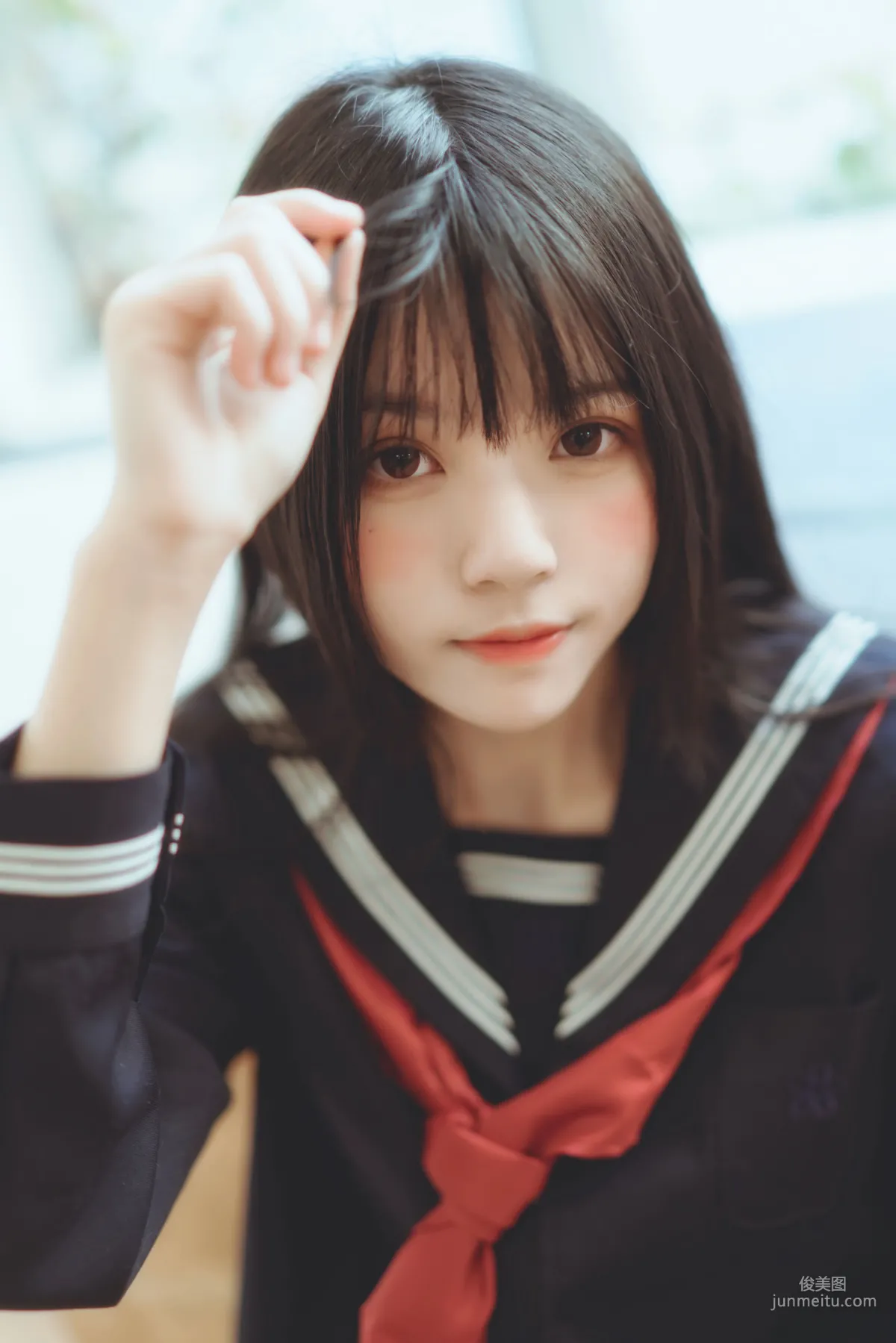 桜桃喵《(小少女)黑色水手服》 [萝莉COS] 写真集33