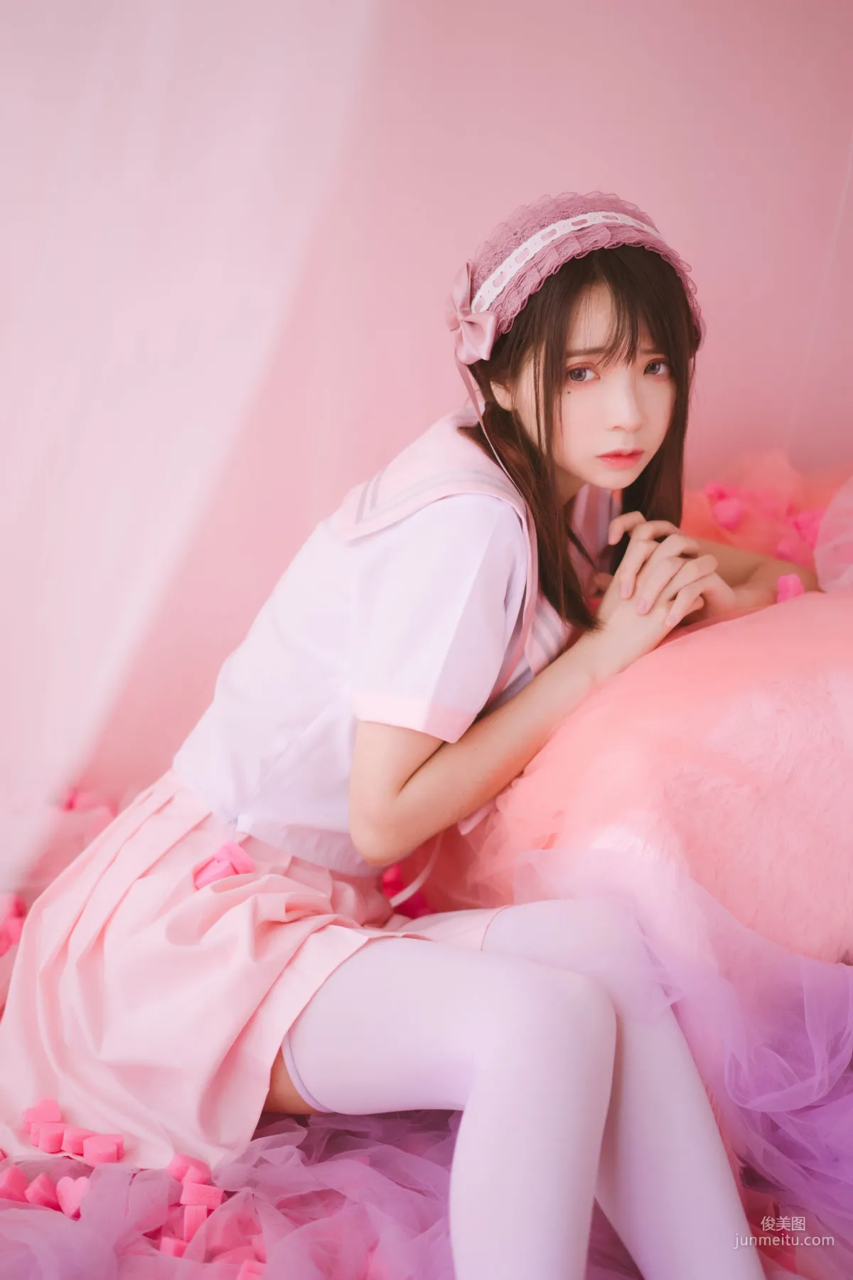 疯猫ss《丝袜狂想曲(粉)》 [萝莉COS] 写真集27