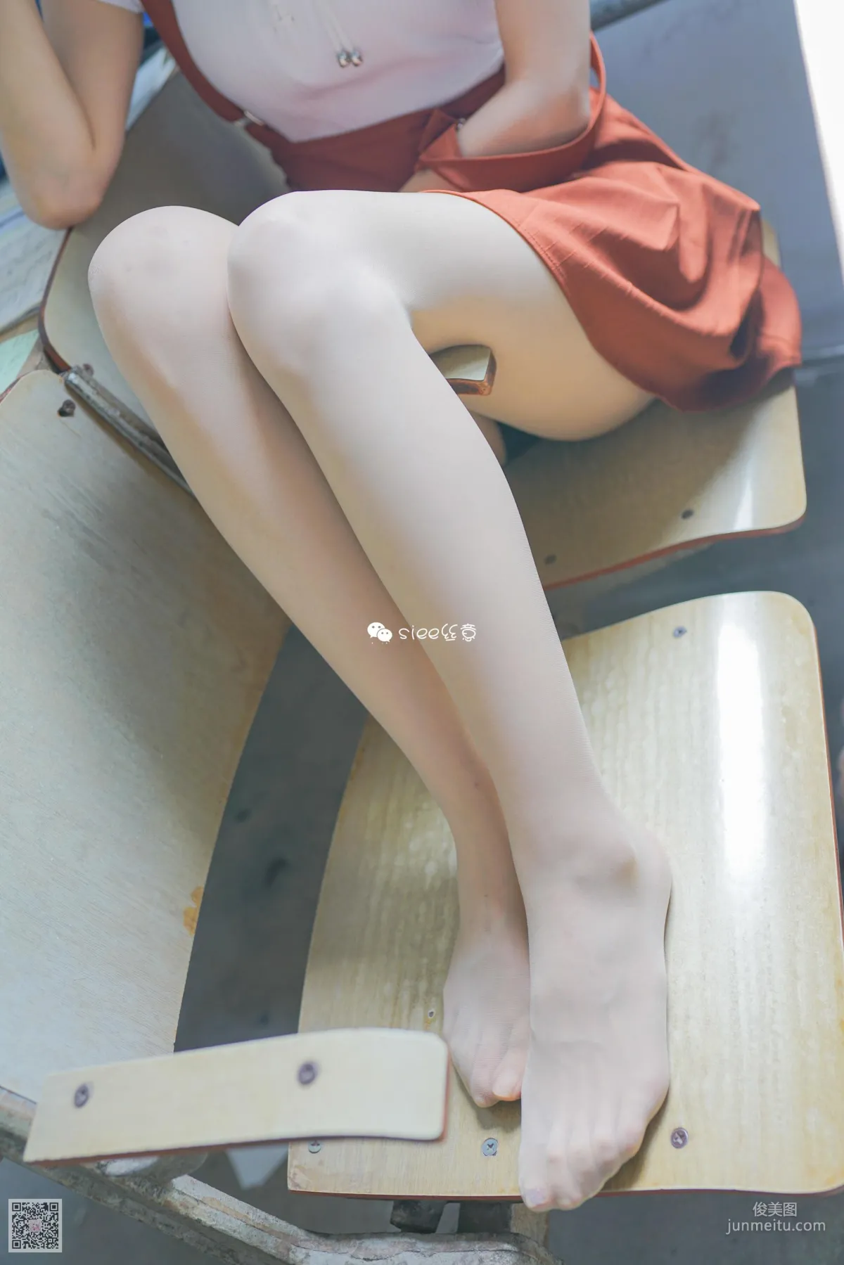 [丝意SIEE] No.306 蓓蓓 《学姐，炎炎夏日》 写真集36