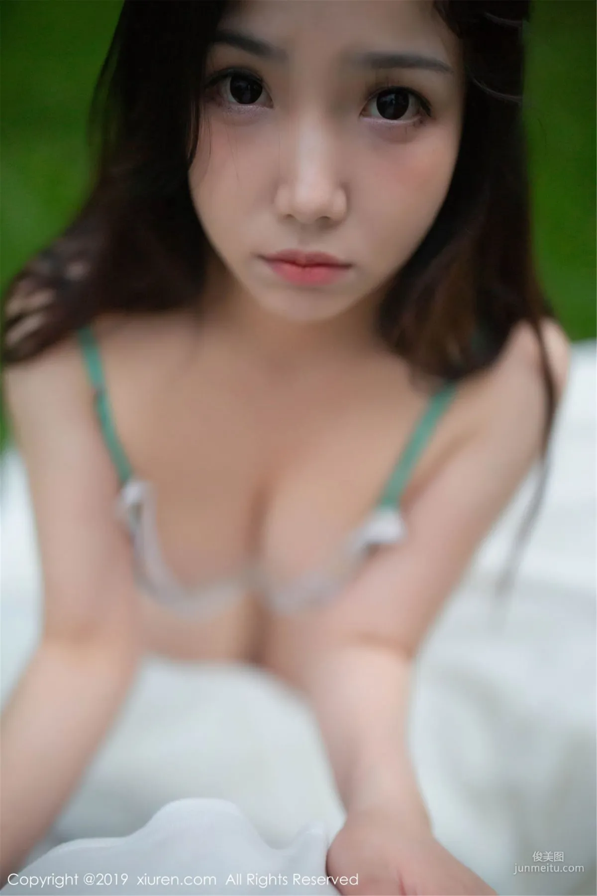 徐微微mia《美胸翘臀一览无遗》 [秀人XIUREN] No.1504 写真集27