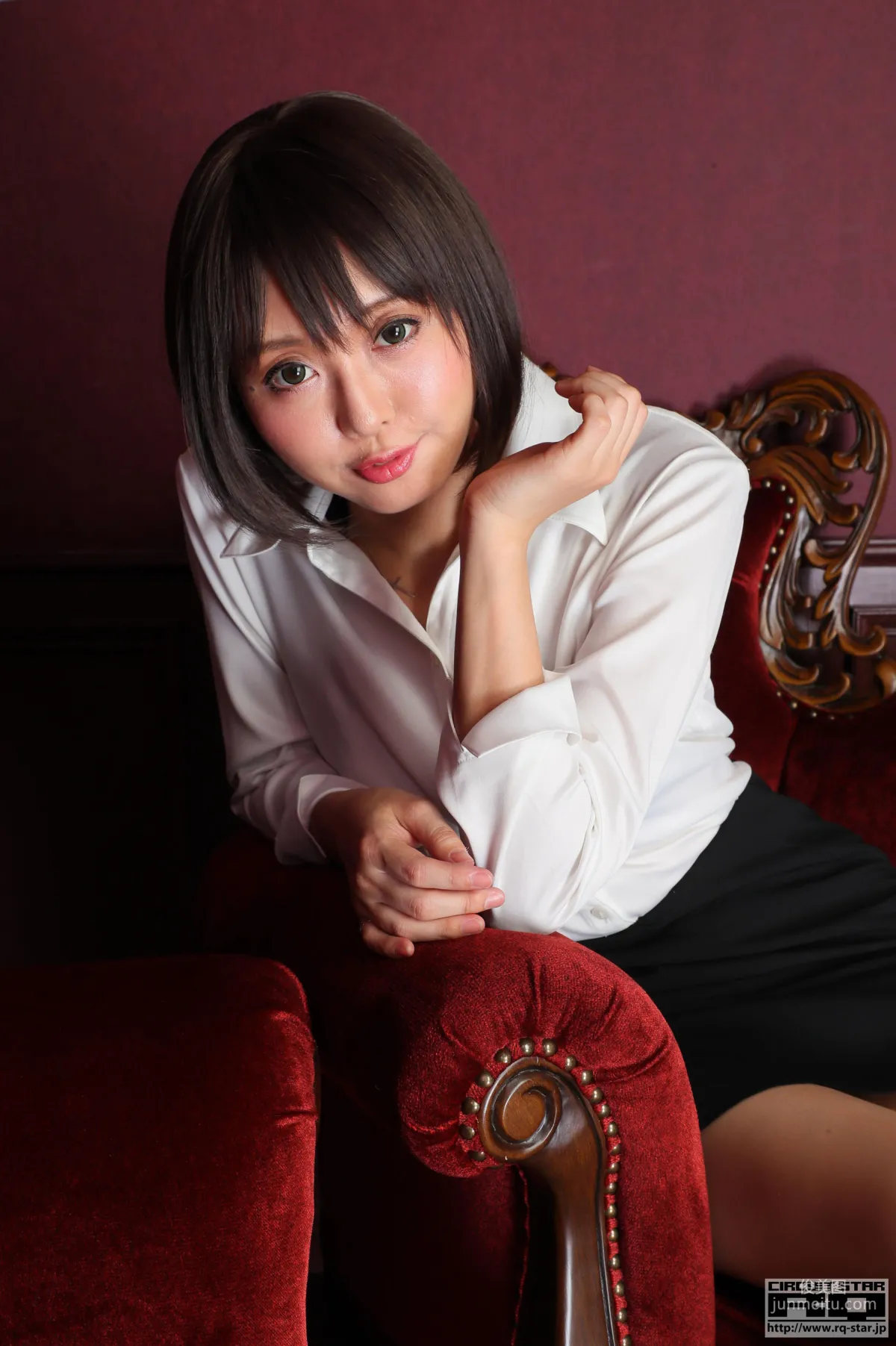 Ahane 亜羽音《Office Lady》 [RQ-STAR] 写真集57