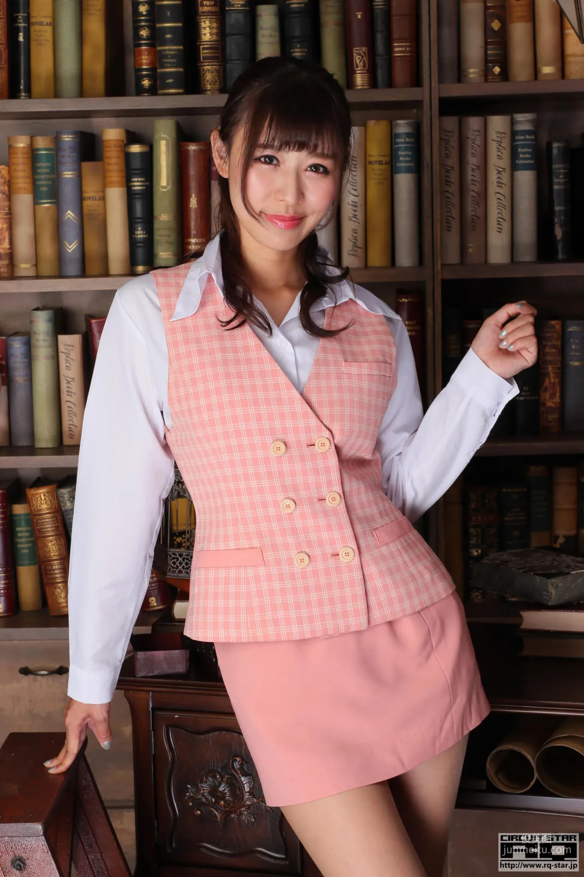 Aya Miyazaki 宮崎彩《Office Lady》 [RQ-STAR] 写真集50