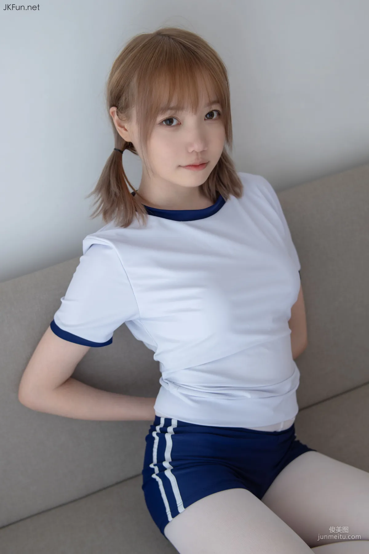 Aika《80D白丝外景体操服》 [森萝财团] 写真集80