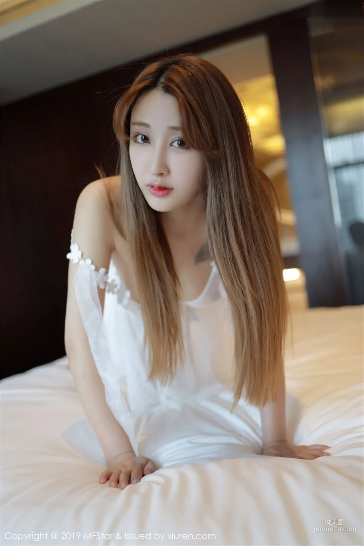 奈美nana《半透的精致内衣》 [模范学院MFStar] Vol.205 写真集27