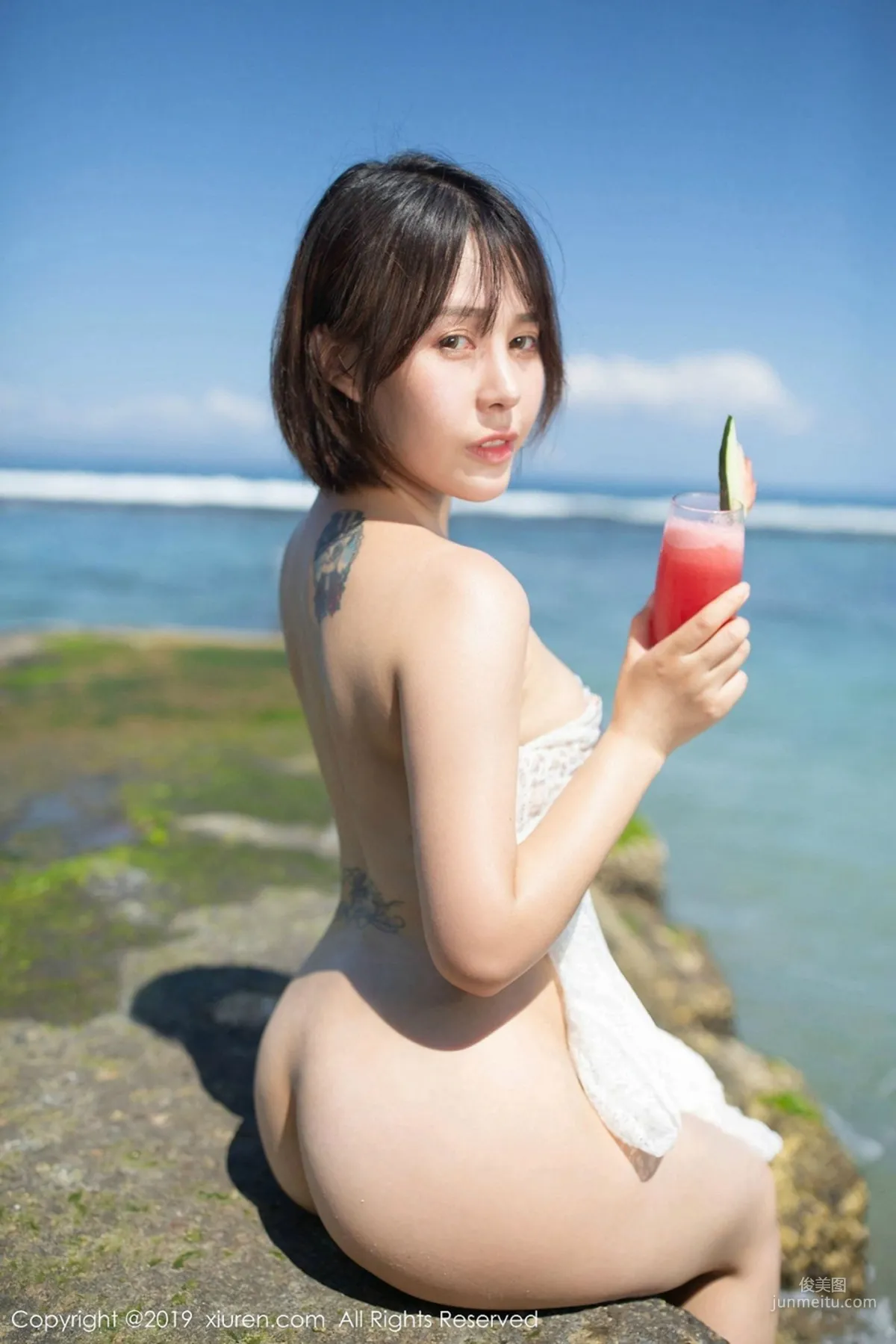 Evelyn艾莉《性感激凸内衣与真空婚纱诱惑系列》 [秀人XIUREN] No.1612 写真集70