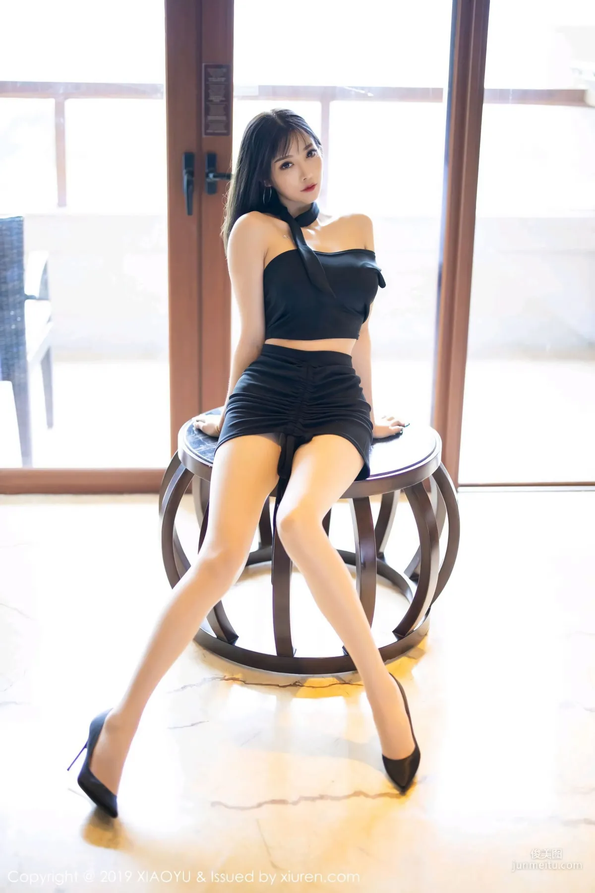 杨晨晨sugar《黑丝内衣的魅惑与丝袜的朦胧诱惑》 [语画界XIAOYU] Vol.134 写真集25