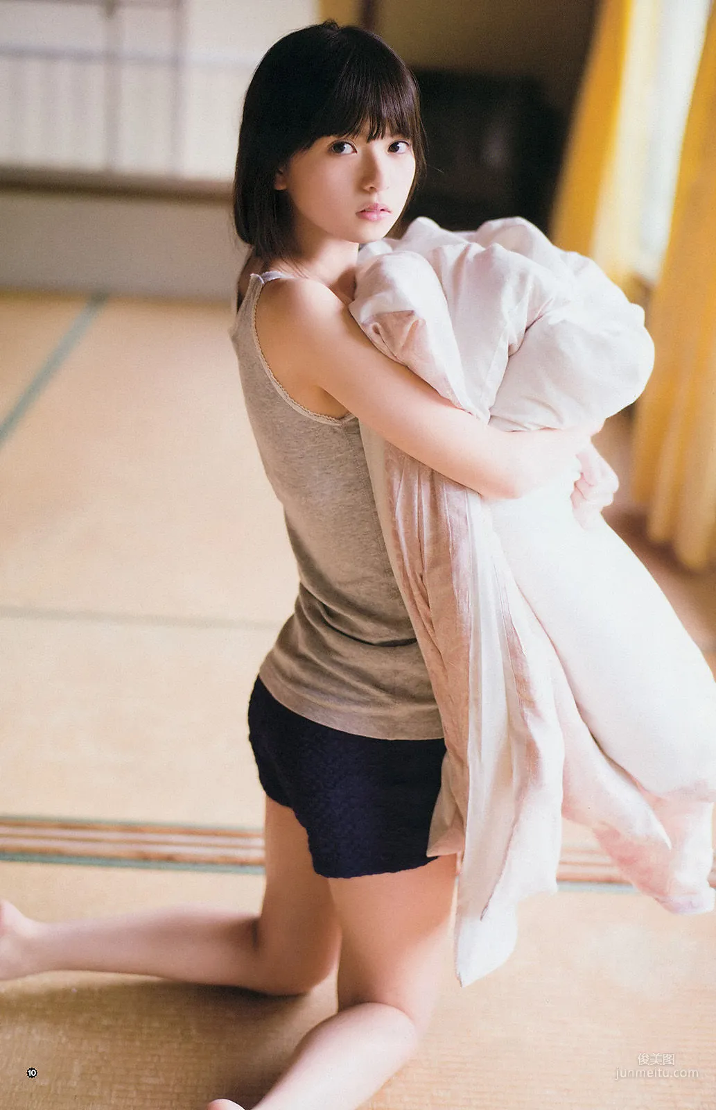 [Young Gangan] 柳ゆり菜 斎藤飛鳥 佐藤麗奈 清水あいり 2014年No.14 写真杂志14