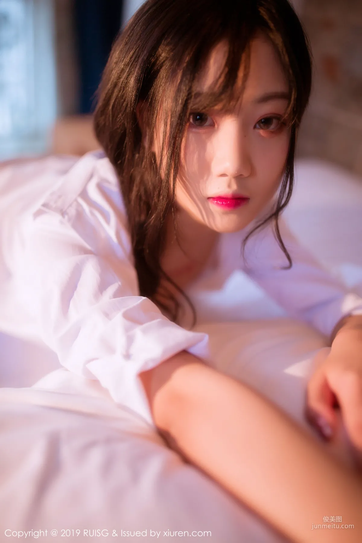 人间不值得lily《身娇体柔的娇滴滴妹子》 [瑞丝馆RUISG] Vol.087 写真集12