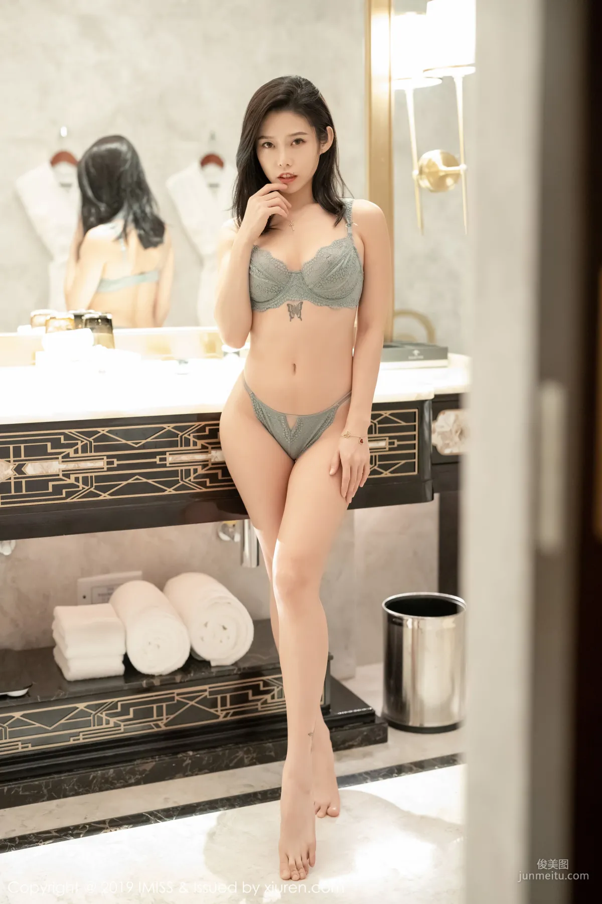 luvian本能《中秋福利性感写真》 [爱蜜社IMiss] Vol.374 写真集31