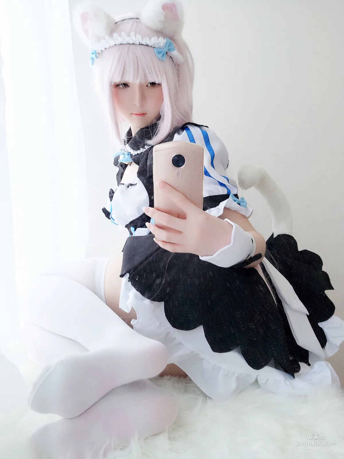 一小央泽《猫娘香子兰》 [COSPLAY美女] 写真集32