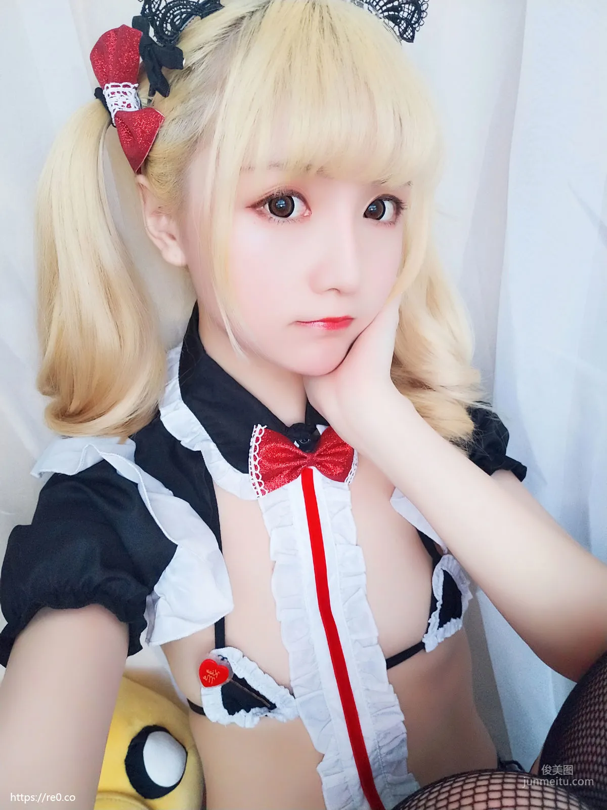 星之迟迟《元气女仆包》 [福利COSPLAY] 写真集18