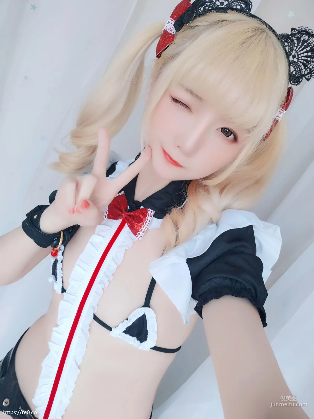 星之迟迟《元气女仆包》 [福利COSPLAY] 写真集46