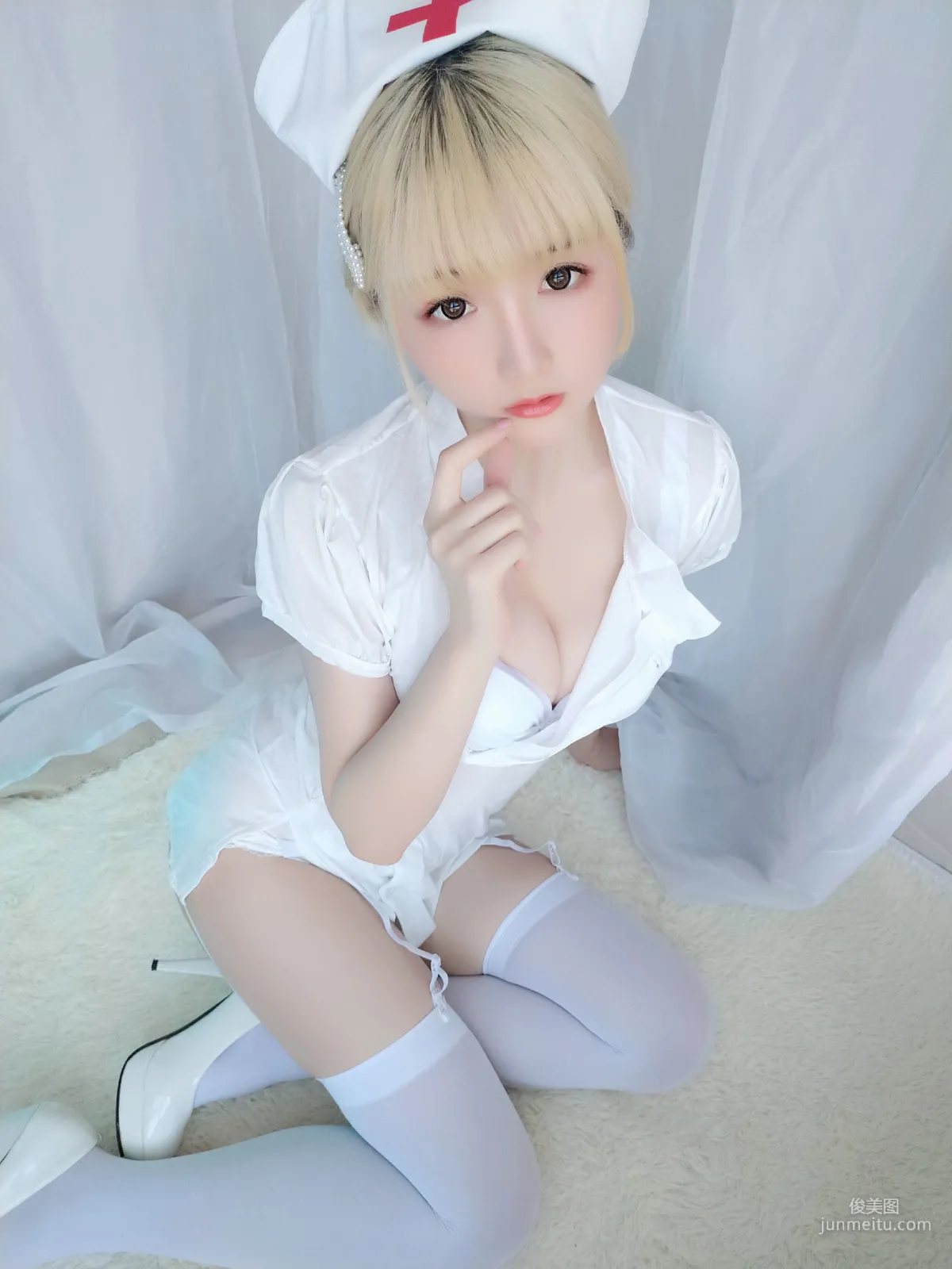 星之迟迟 《夜勤病栋》  [福利COSPLAY] 写真集46