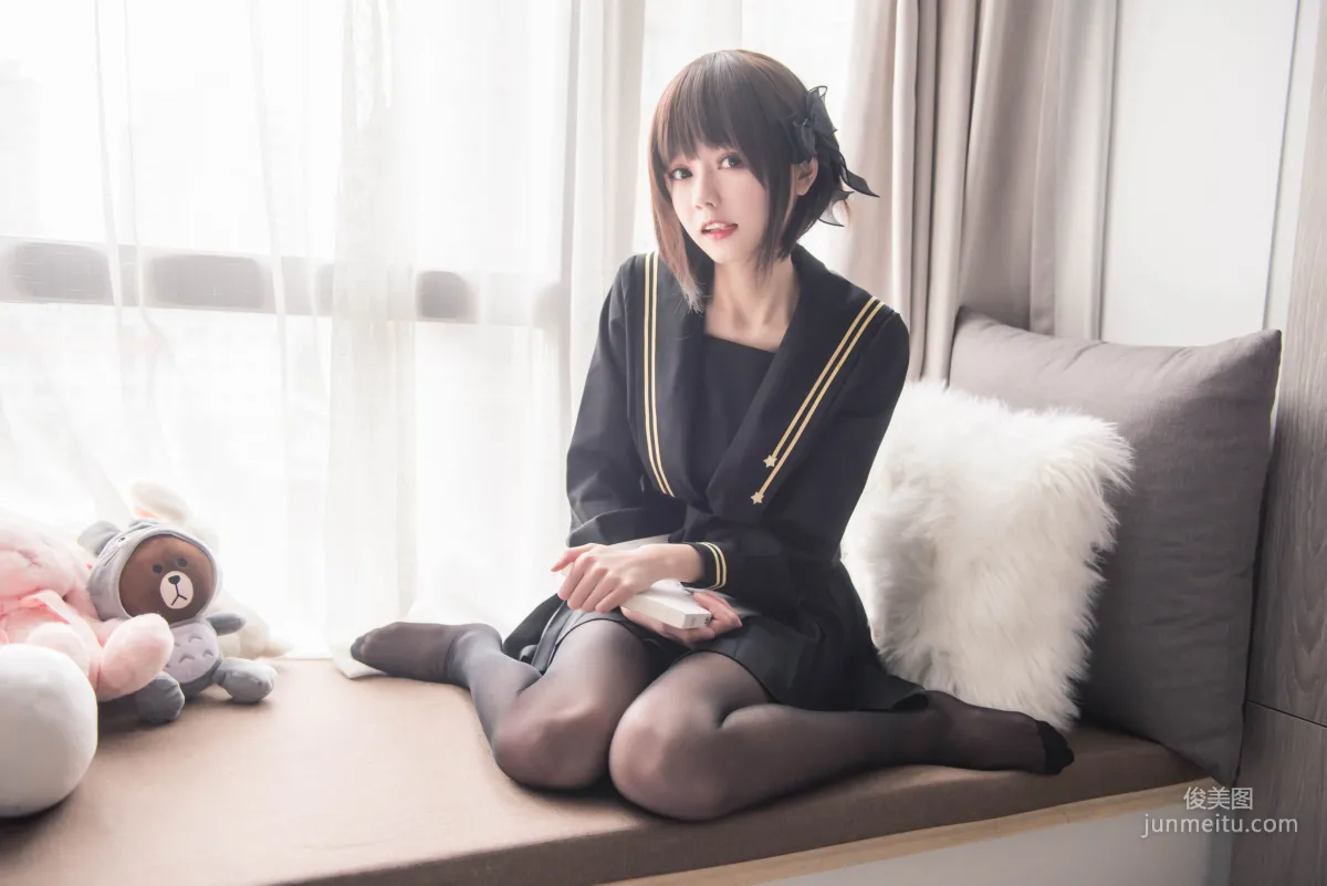 你的负卿《窗台制服》 [COSPLAY福利] 写真集11