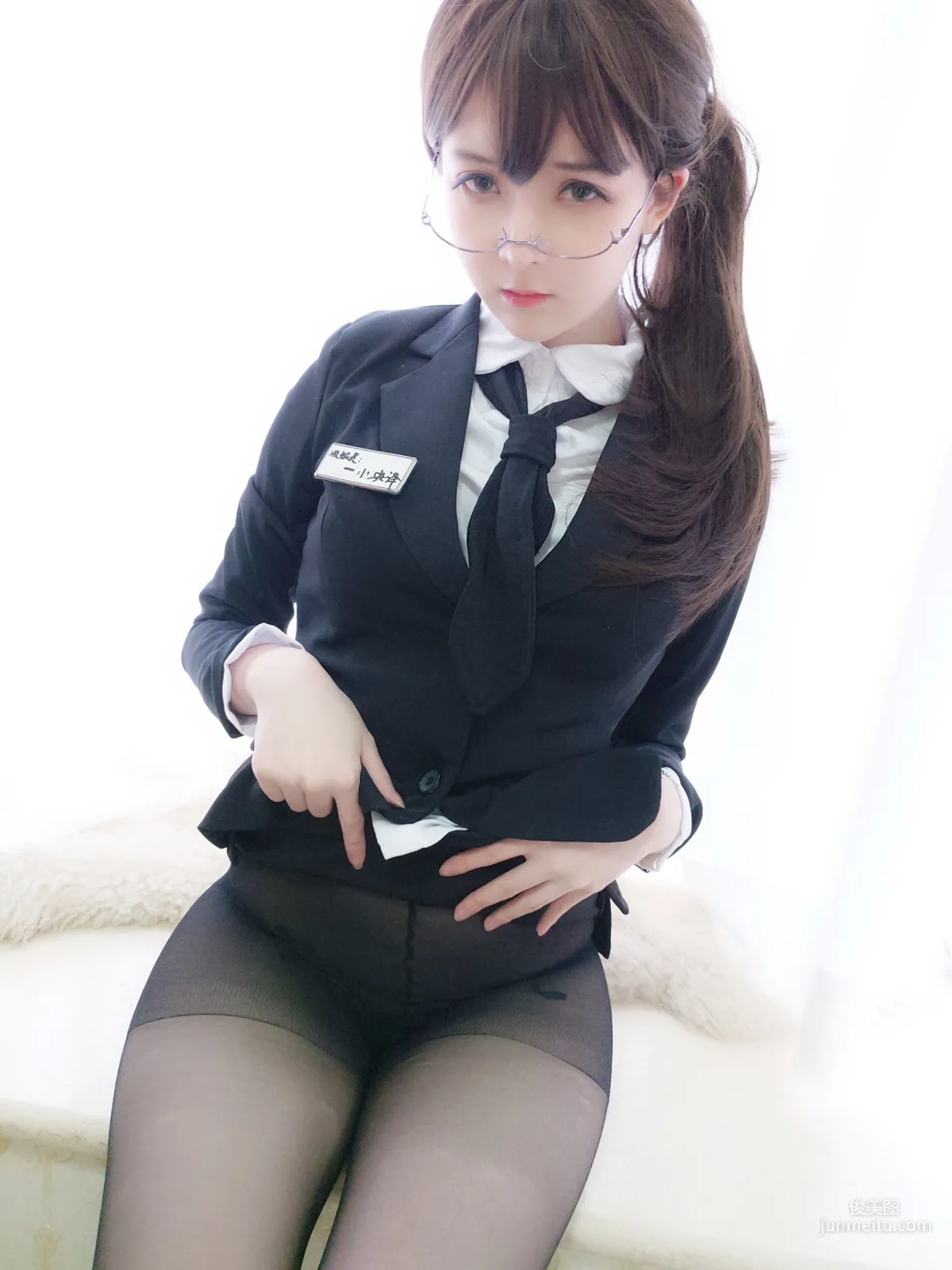 一小央泽《助理姐姐》 [COSPLAY美女] 写真集24