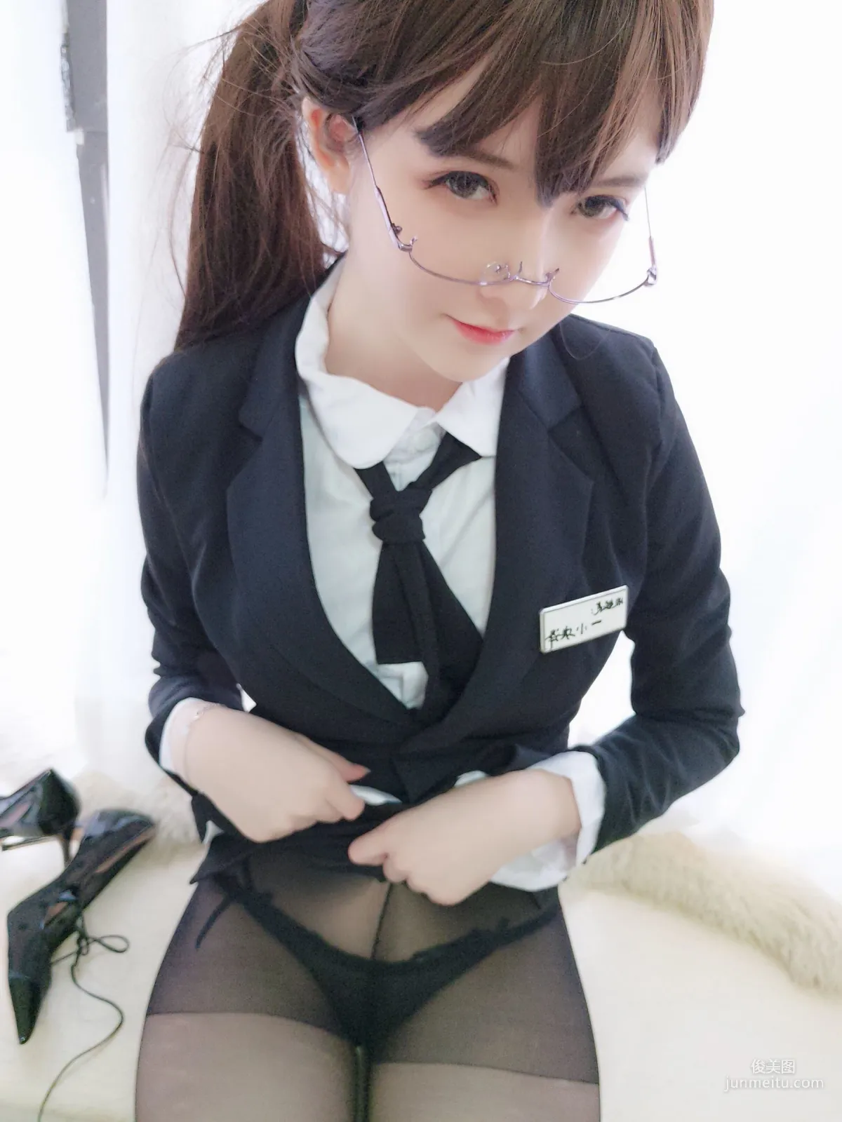 一小央泽《助理姐姐》 [COSPLAY美女] 写真集34