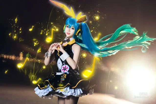 面餅仙兒《初音Miku》 [福利COSPLAY] 寫真集