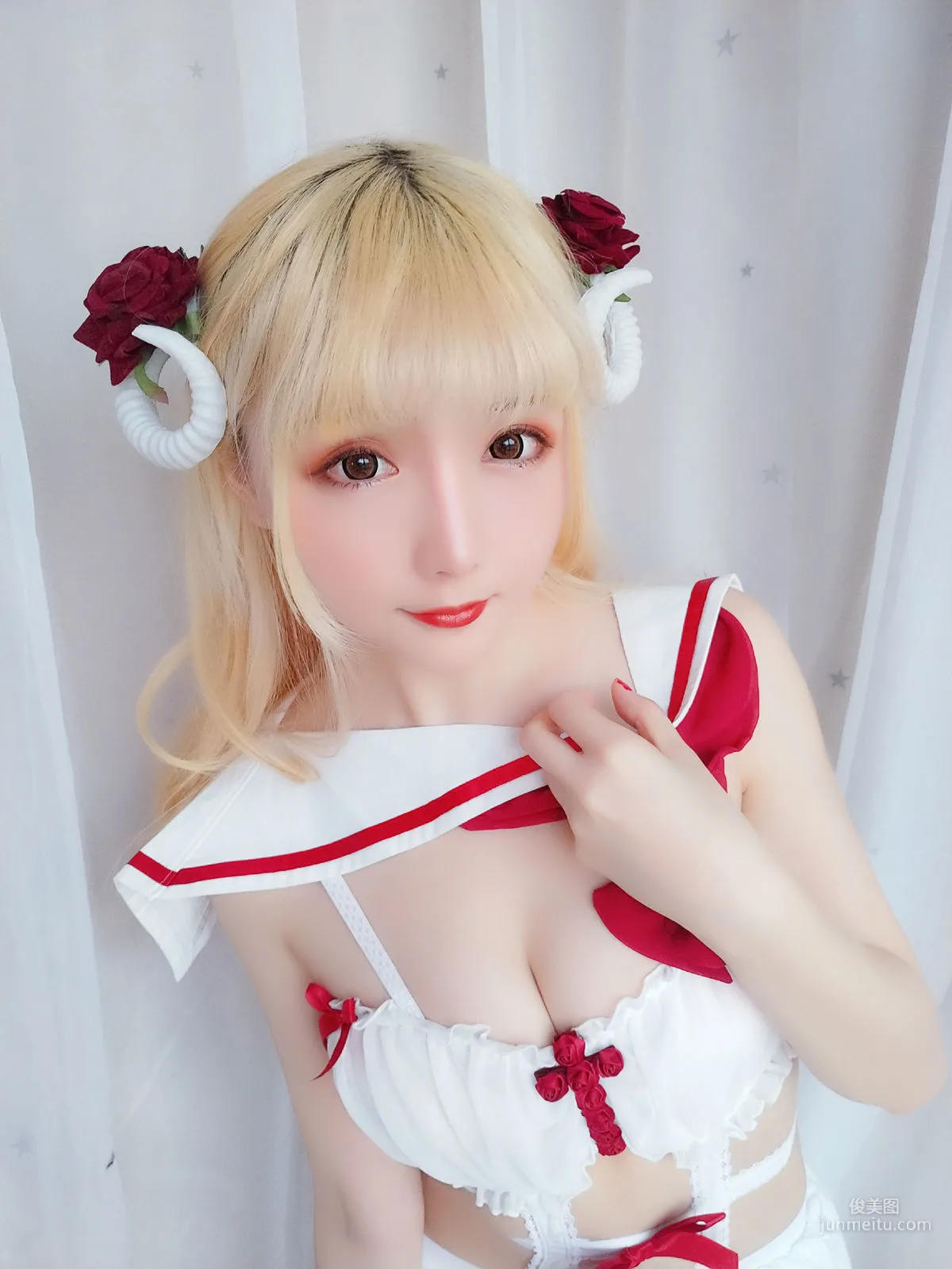 星之迟迟 《玫瑰月光包》 [福利COSPLAY] 写真集27