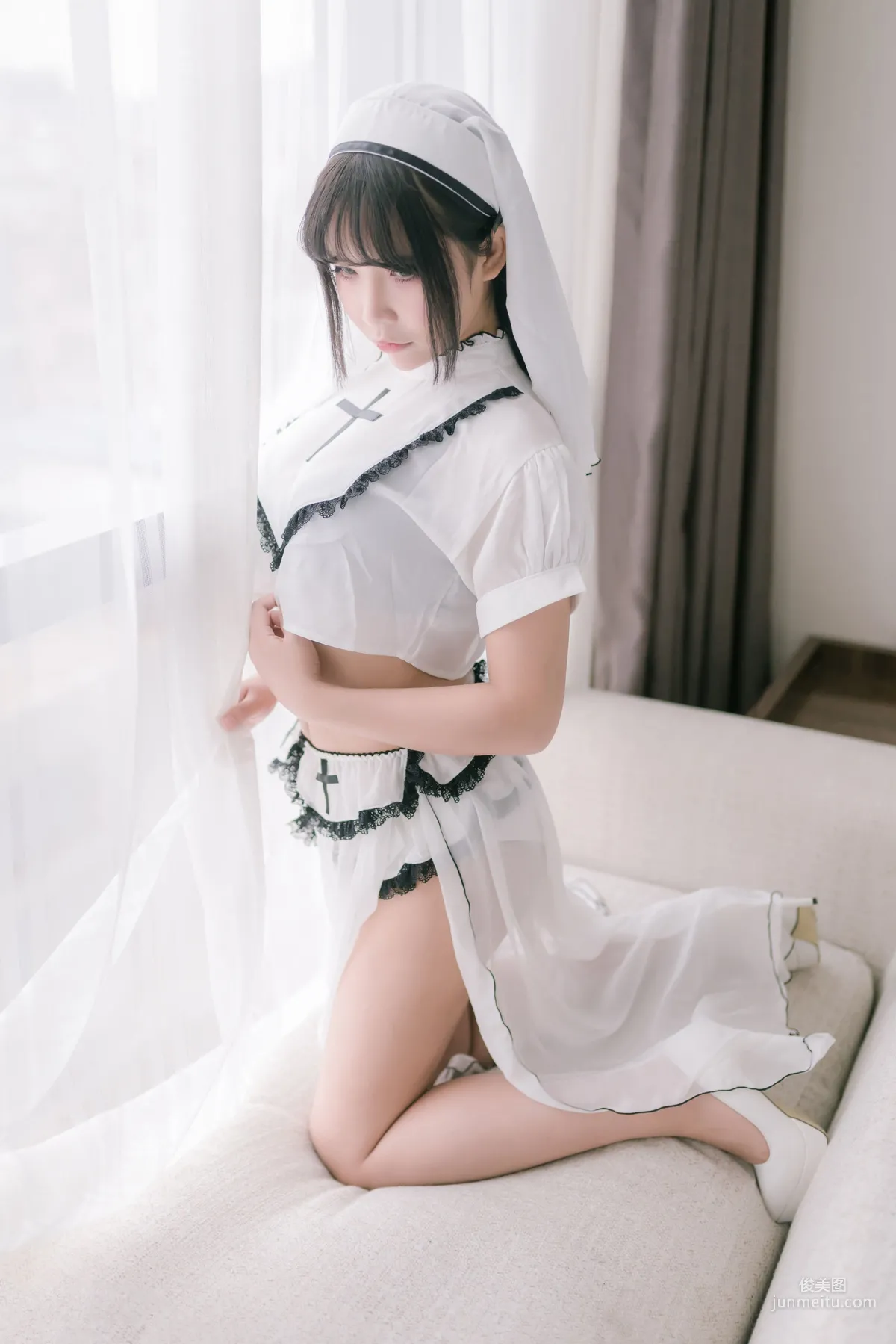 COSER抱走莫子aa《纯白修女》 [COSPLAY美女] 写真集24