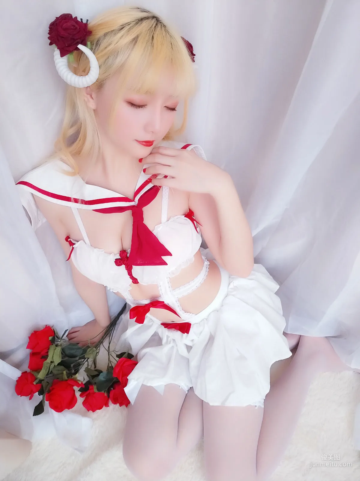 星之迟迟 《玫瑰月光包》 [福利COSPLAY] 写真集58