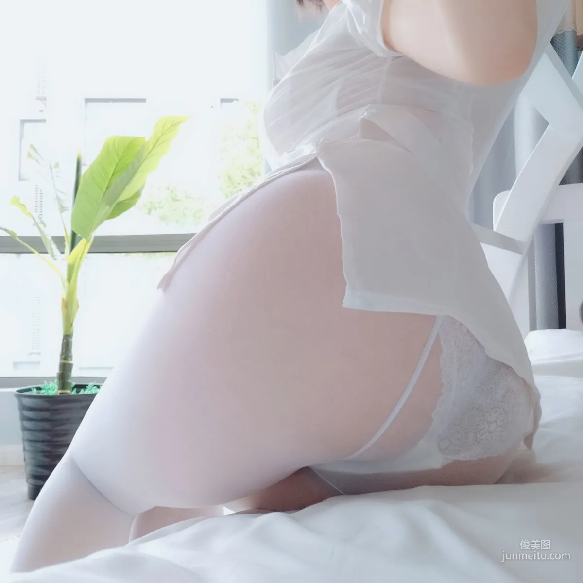 白银81《白丝小护士》 [COSPLAY少女] 写真集32