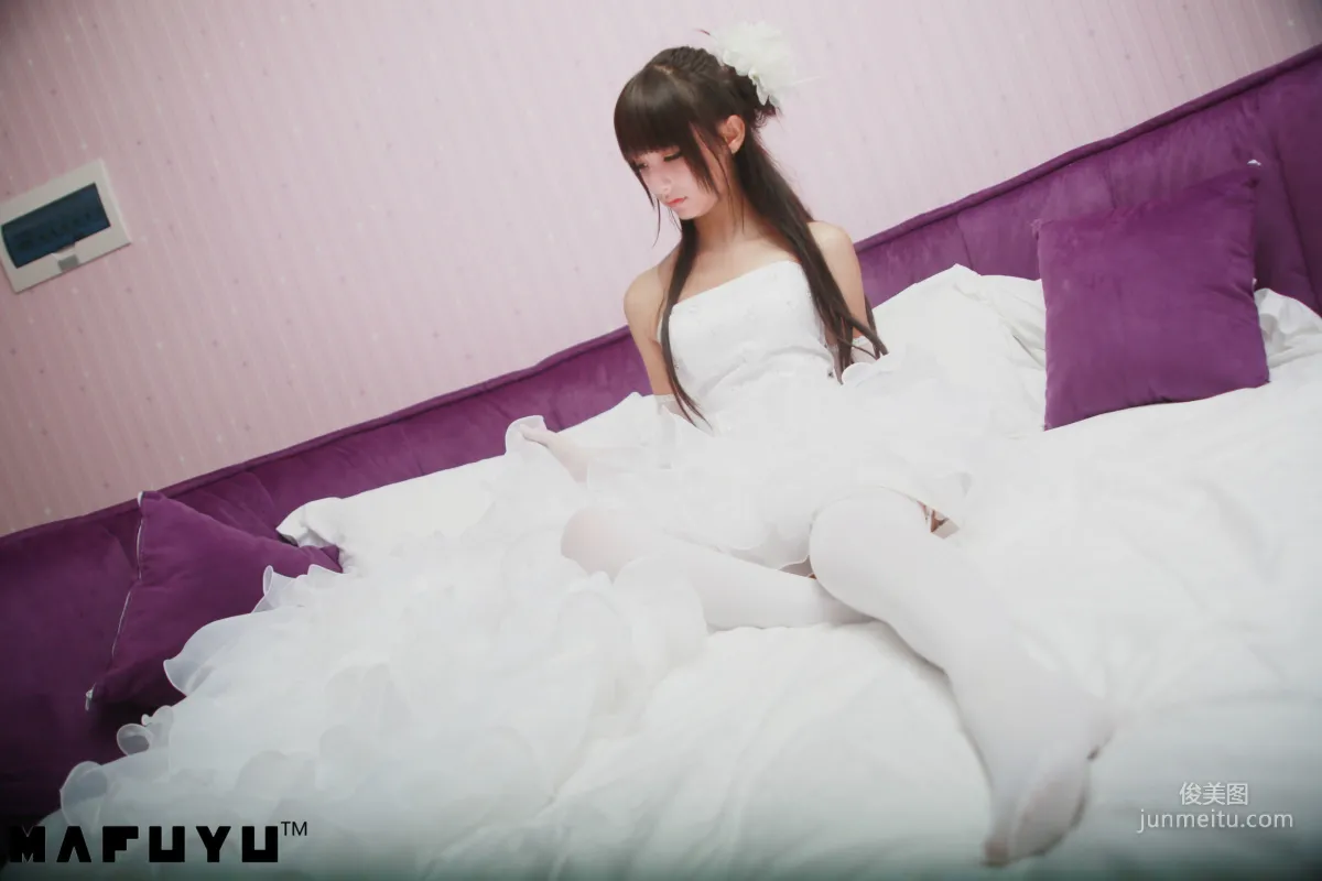 神楽坂真冬《婚纱系列》 [福利COSPLAY] 写真集17