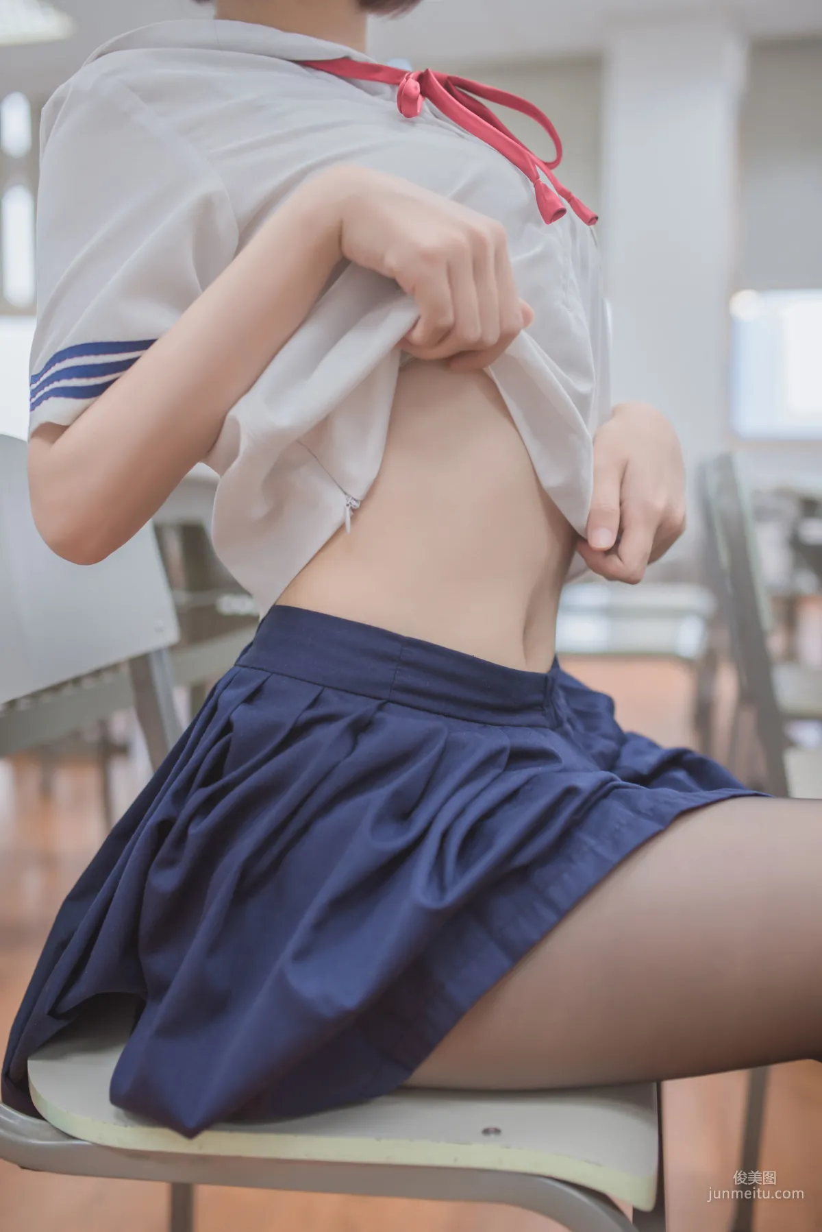 白金Saki《蘑菇头黑丝JK》 [COSPLAY福利] 写真集25