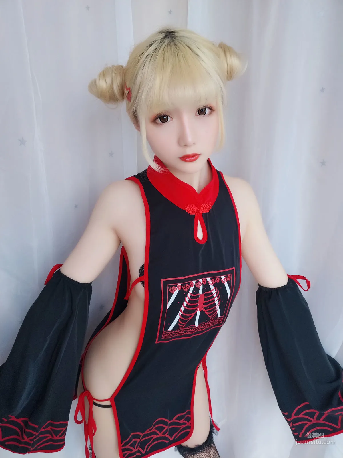 星之迟迟 《幼齿僵尸包》 [福利COSPLAY] 写真集17